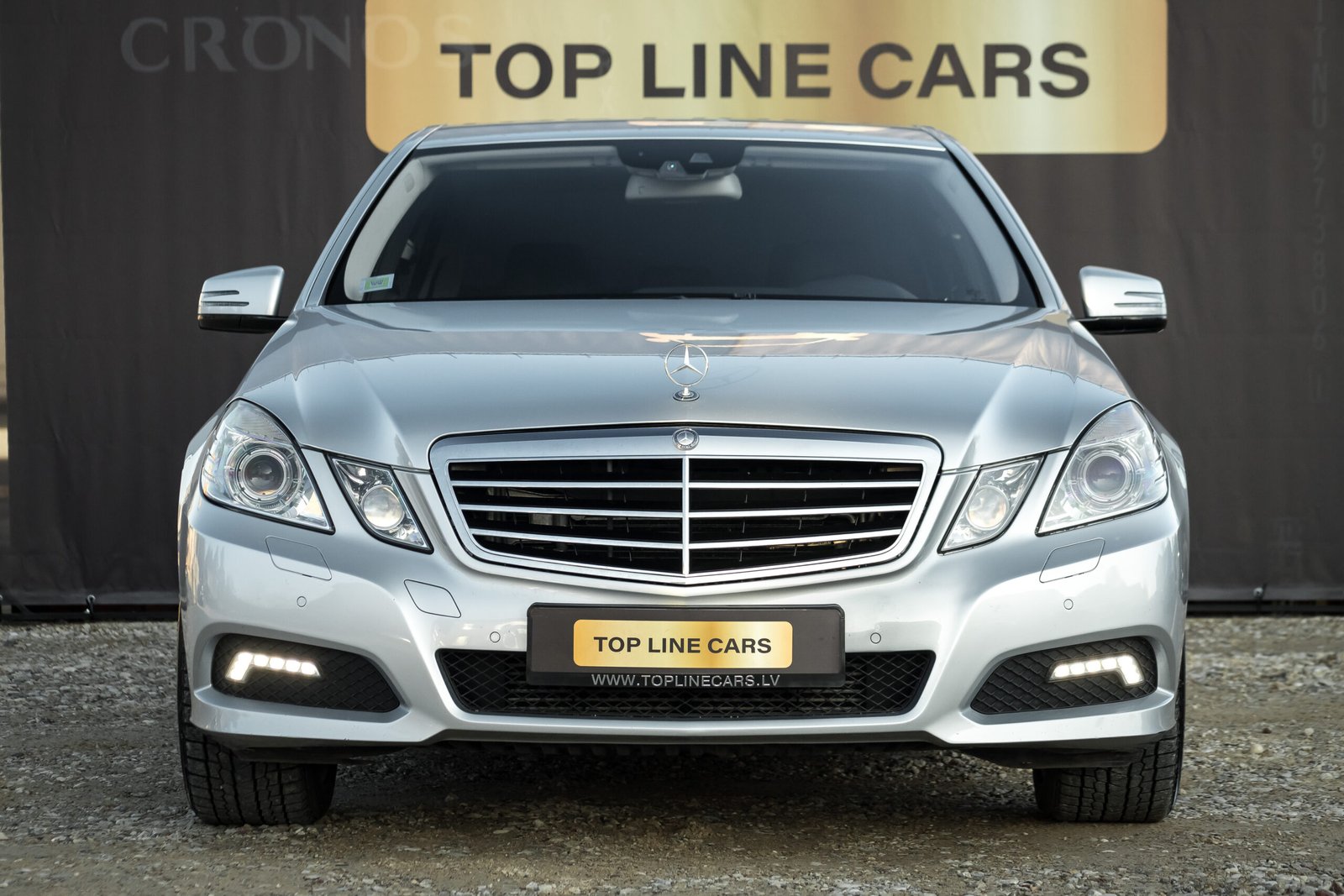 
								Mersedes Benz E350 Avangard 3.0D full									