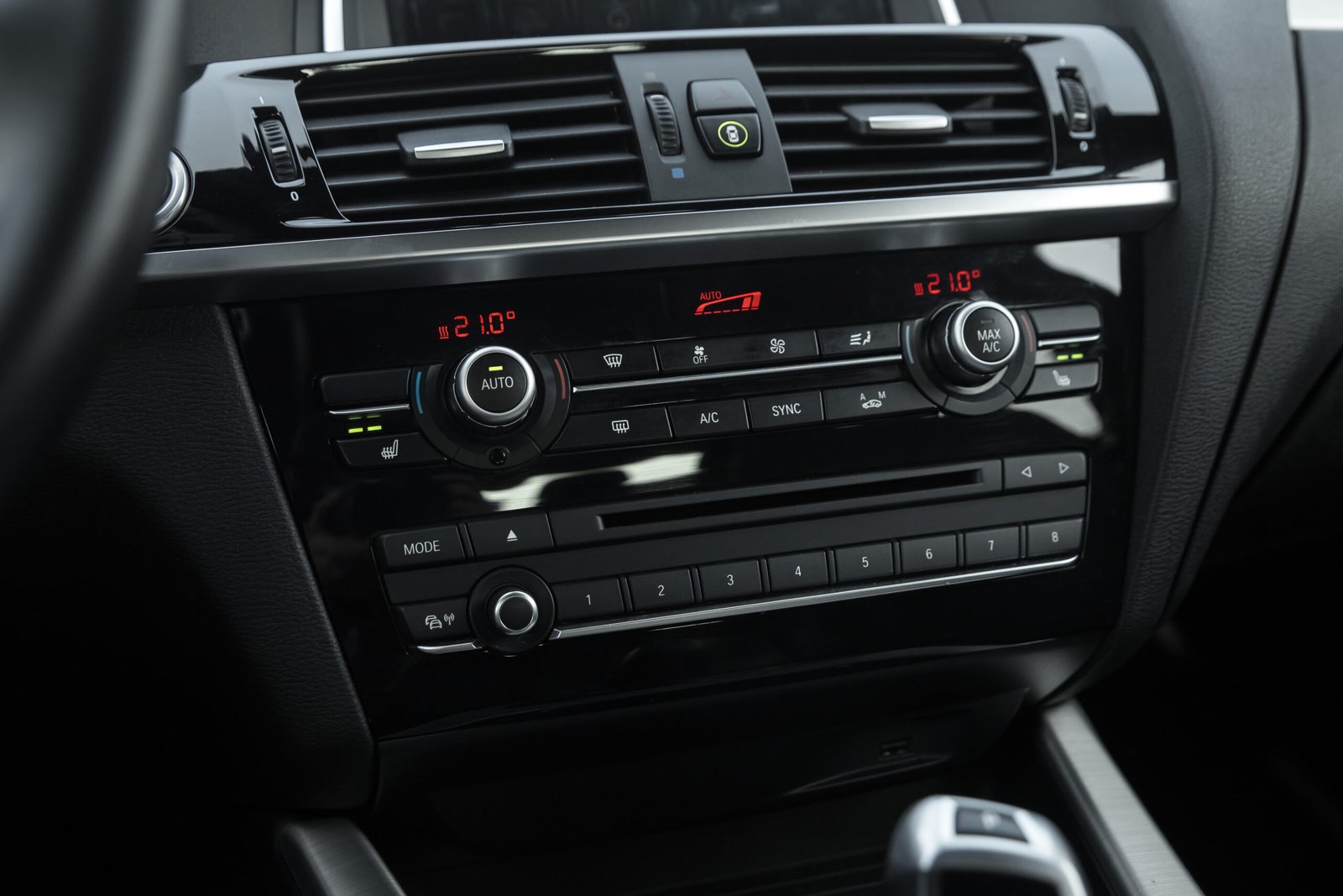 
								BMW X3 X-DRIVE FACELIFT M-SPORTPAKET 2.0D 140KW full									
