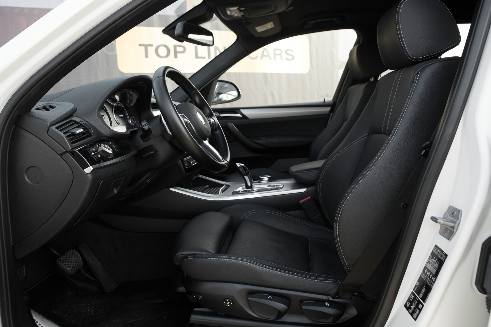 
								BMW X3 X-DRIVE FACELIFT M-SPORTPAKET 2.0D 140KW full									