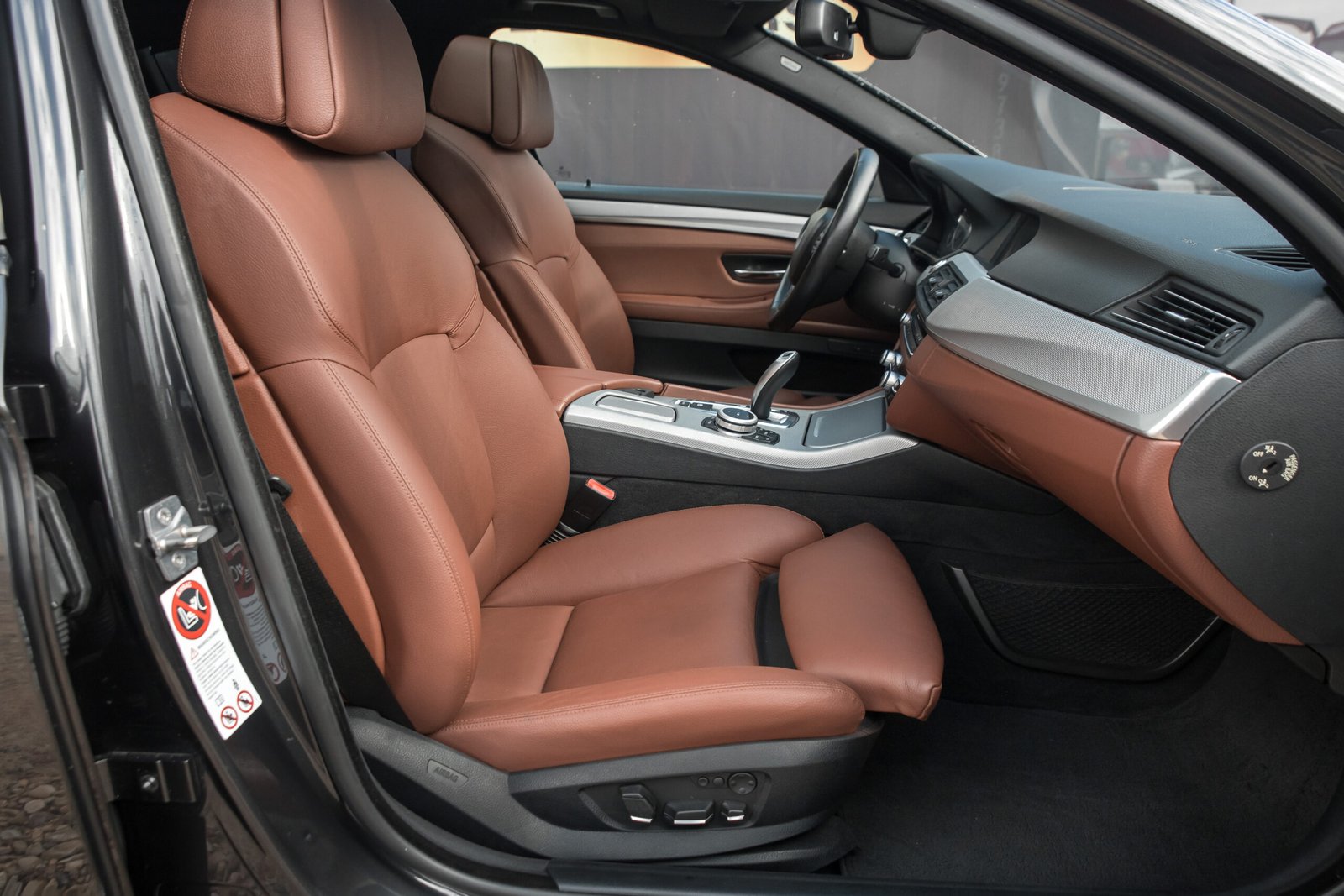 
								BMW 535D 3.0D 230KW M-SPORTPAKET full									