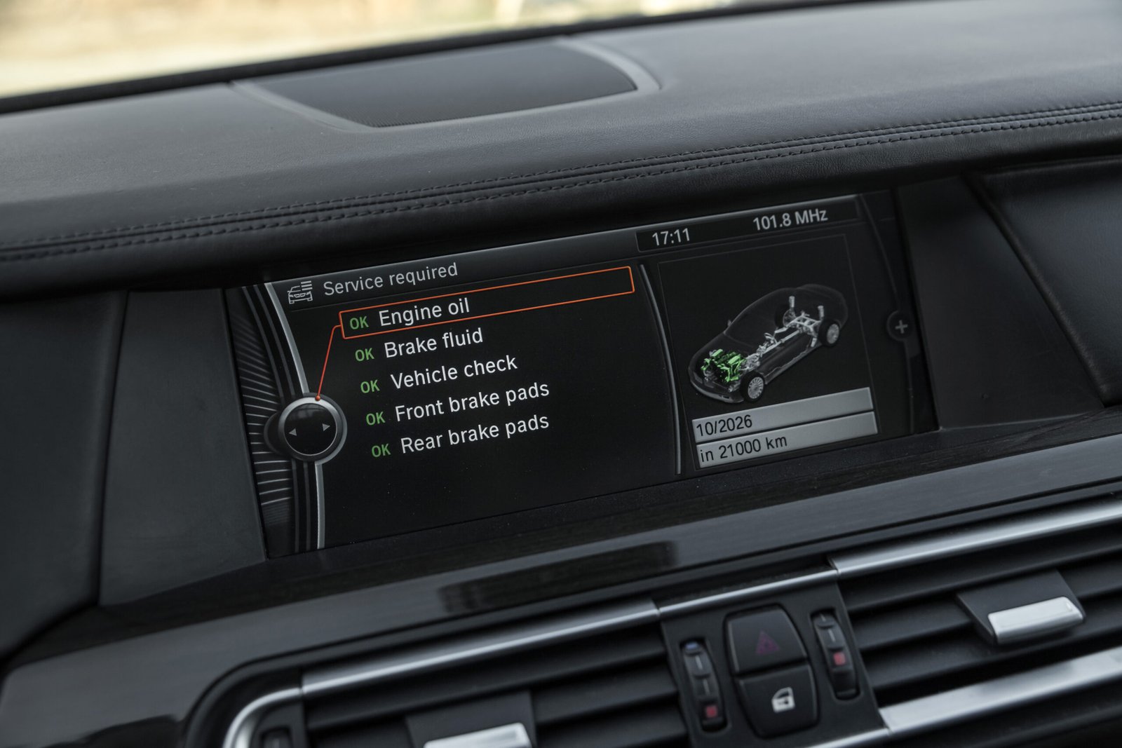 
								BMW 730D 180KW FULL OPTIONS full									