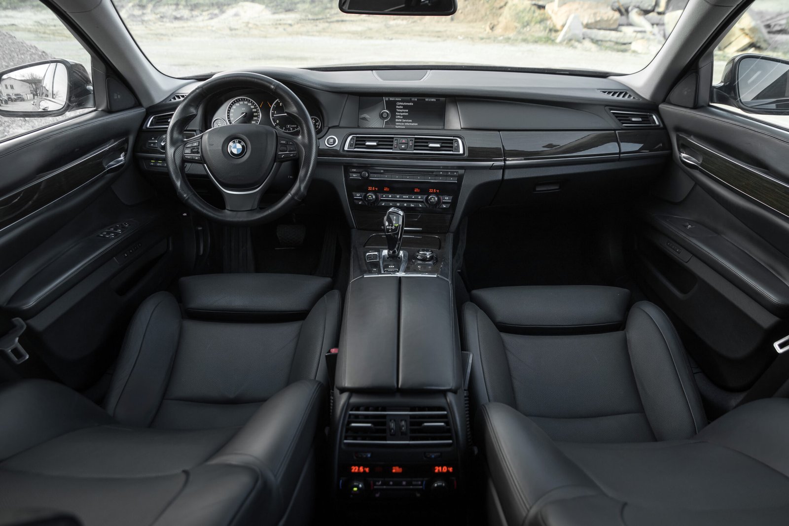 
								BMW 730D 180KW FULL OPTIONS full									
