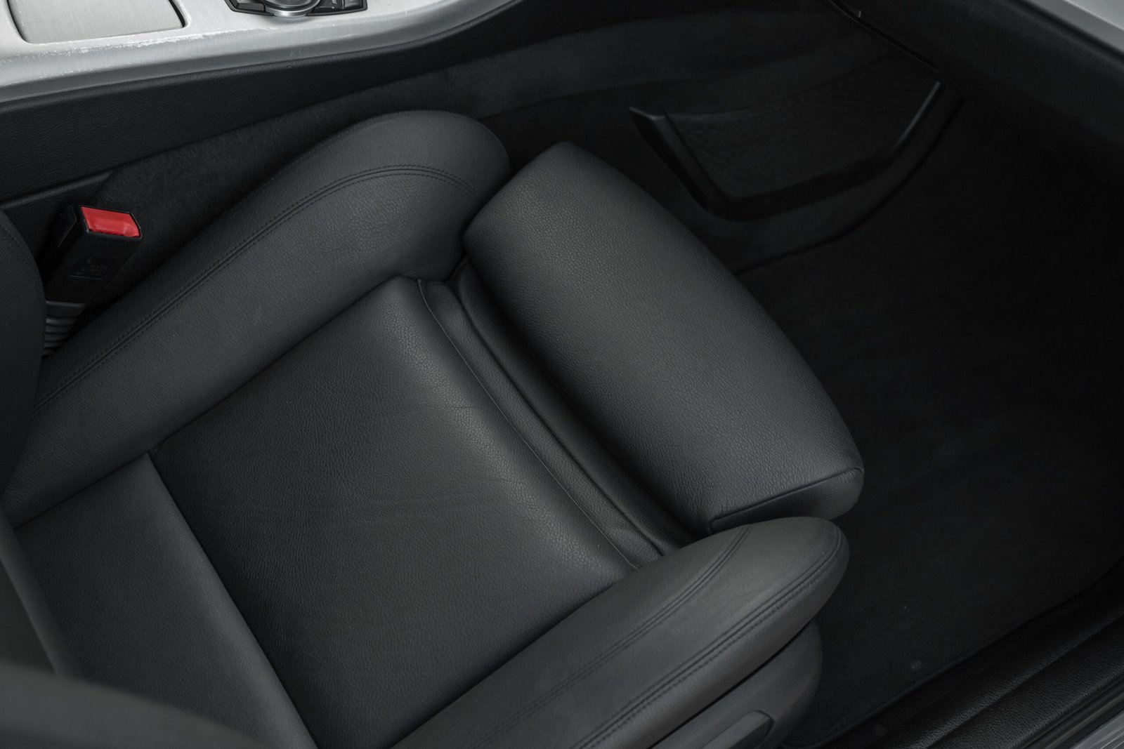 
								BMW 530D 190KW X-DRIVE M-SPORTPAKET full									