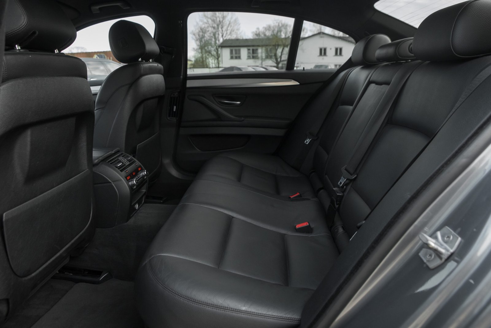 
								BMW 530D 190KW X-DRIVE M-SPORTPAKET full									