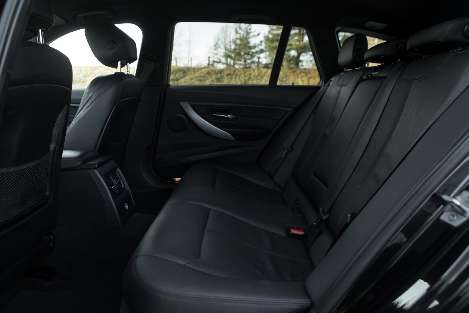 BMW 320D F31 120KW M-SPORTPAKET full
