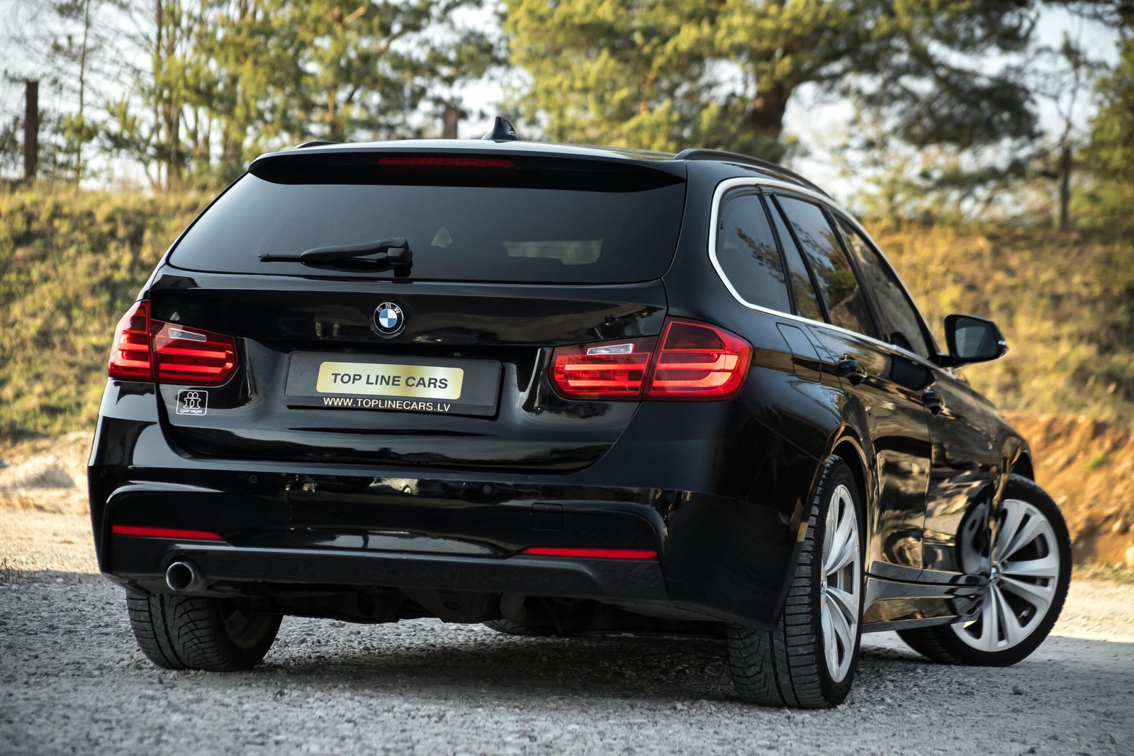 BMW 320D F31 120KW M-SPORTPAKET full