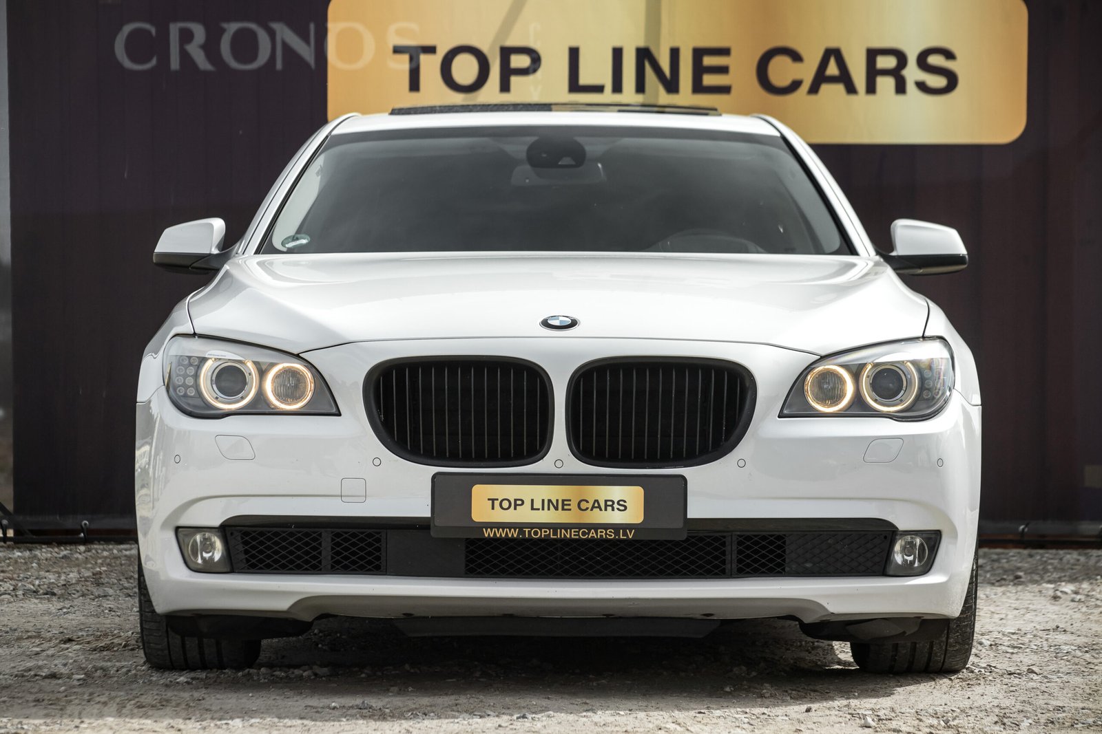 BMW 740D 230KW ALPINEWEISS II FULL OPTIONS full