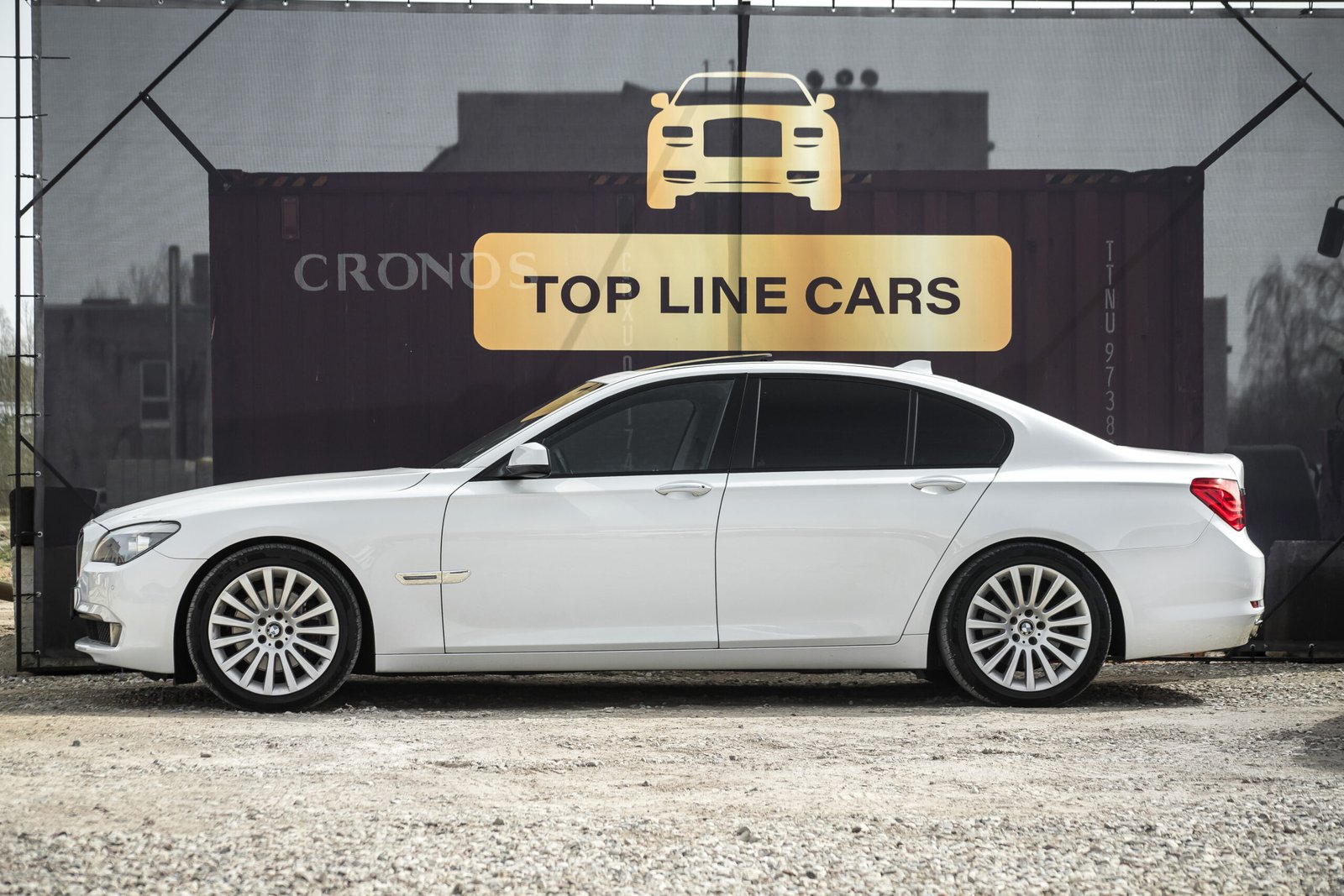 BMW 740D 230KW ALPINEWEISS II FULL OPTIONS full
