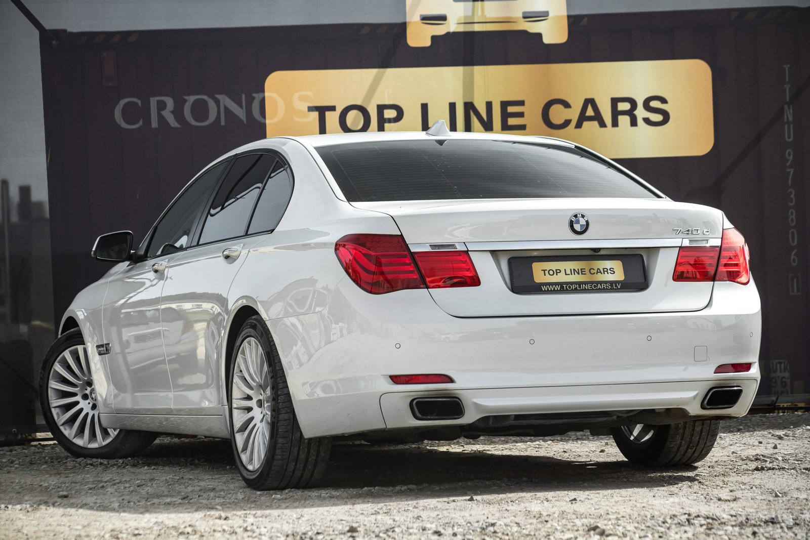 BMW 740D 230KW ALPINEWEISS II FULL OPTIONS full