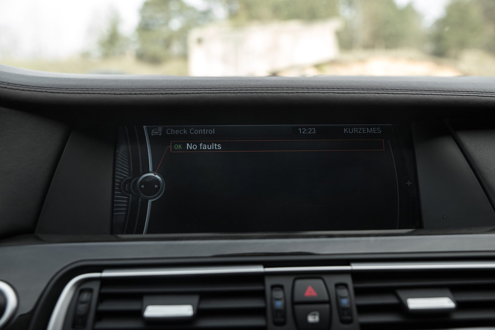 BMW 740D 230KW ALPINEWEISS II FULL OPTIONS full