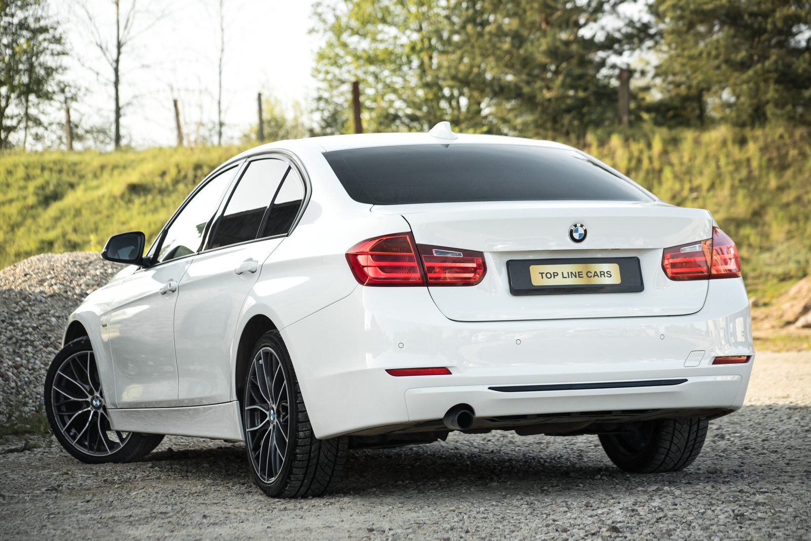 BMW SPORT 318D F31 2.0D 150Z/S full