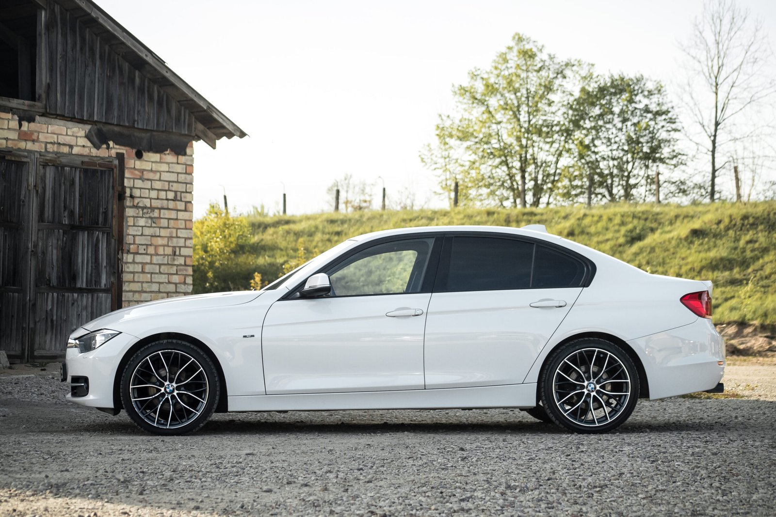 BMW SPORT 318D F31 2.0D 150Z/S full