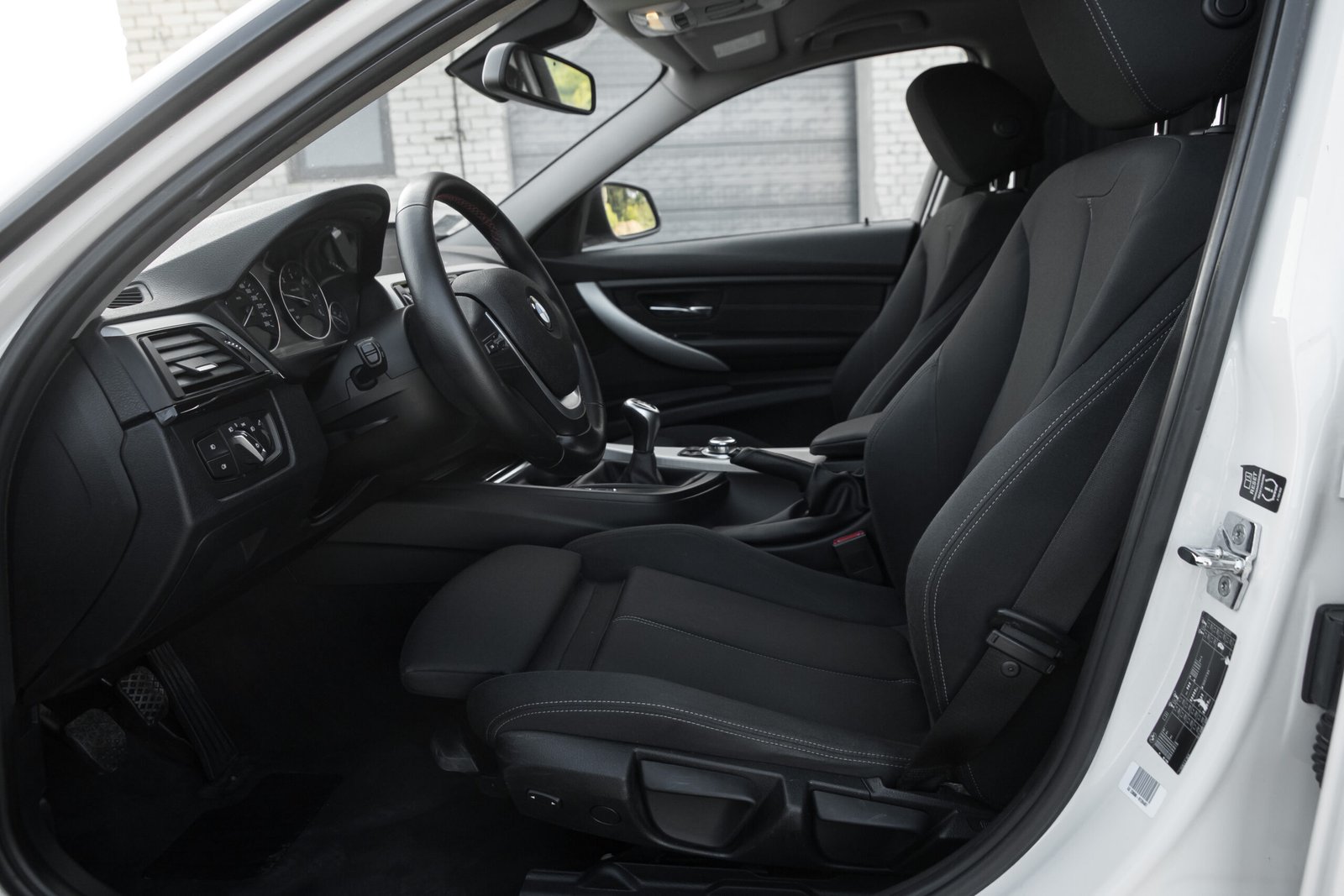 BMW SPORT 318D F31 2.0D 150Z/S full