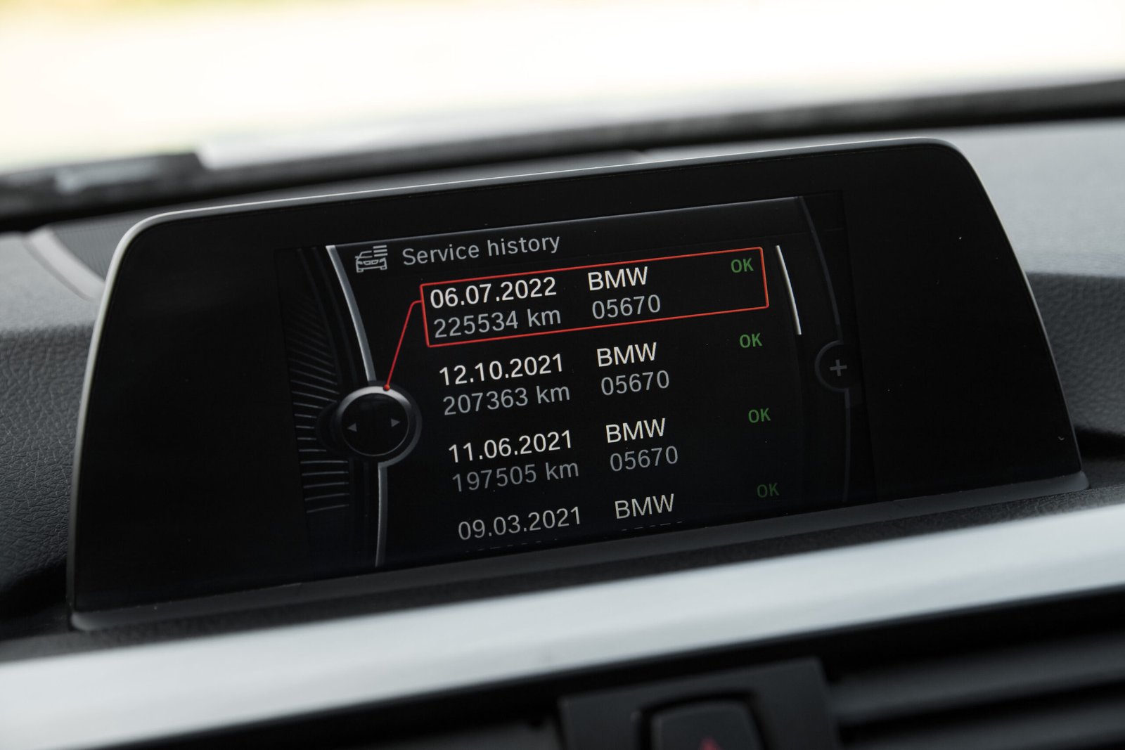 BMW SPORT 318D F31 2.0D 150Z/S full