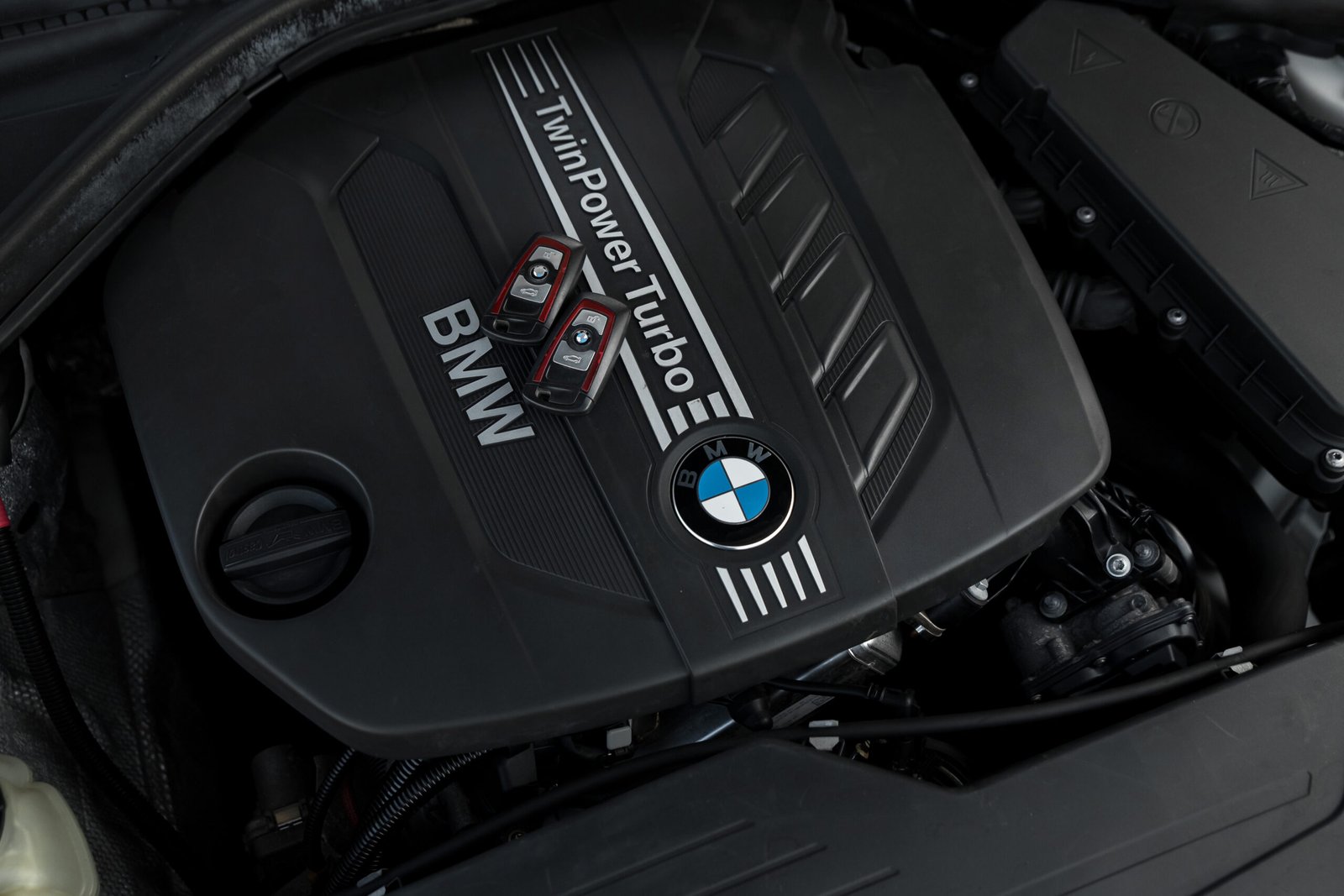 BMW SPORT 318D F31 2.0D 150Z/S full