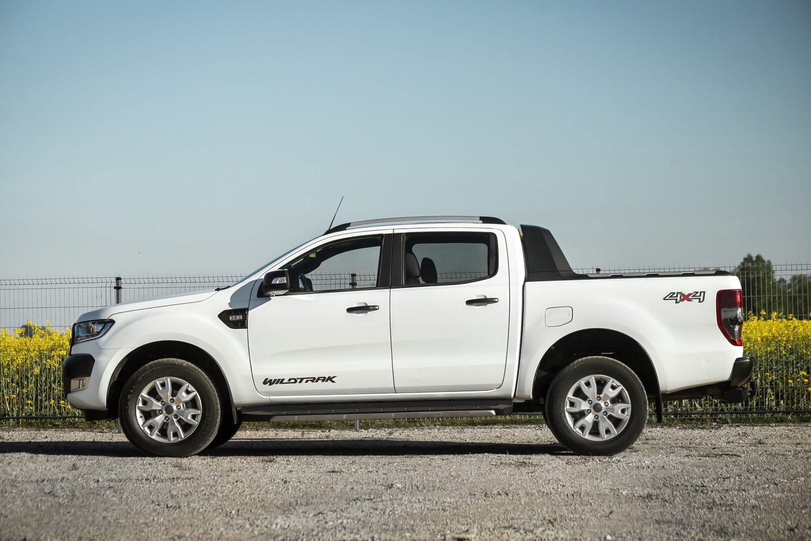 FORD RANGER WILDTRUCK 3.2D 147KW 4×4 FACELIFT full