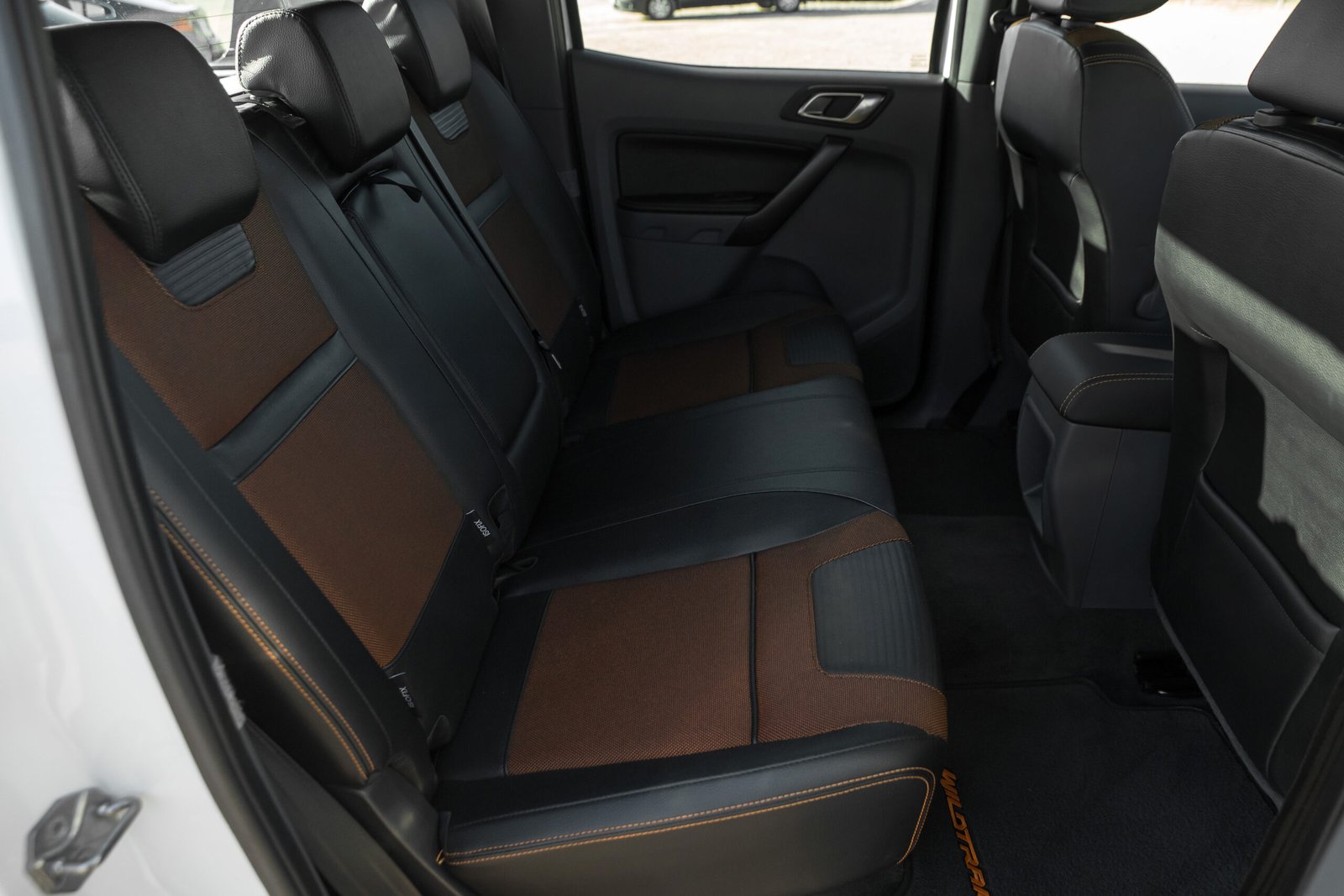 FORD RANGER WILDTRUCK 3.2D 147KW 4×4 FACELIFT full