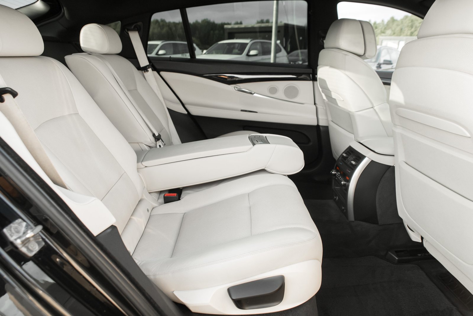 
								BMW 530D GT 180KW COMFORT full									