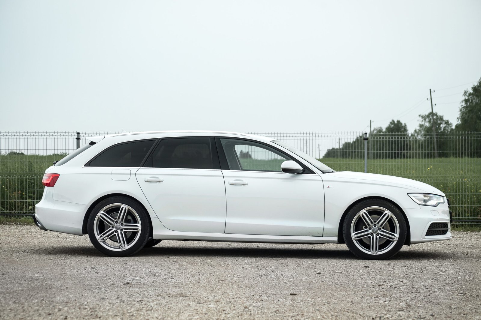 AUDI A6 S-LINE 3.0D  180 KW QUATTRO full