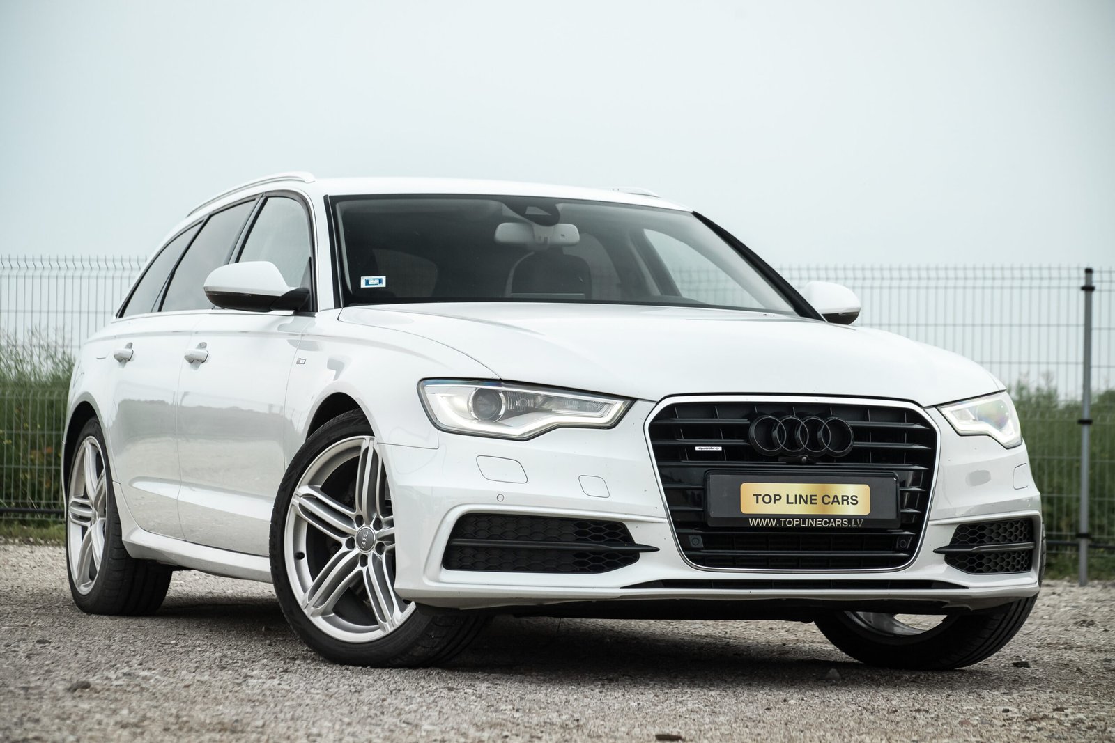 AUDI A6 S-LINE 3.0D  180 KW QUATTRO full