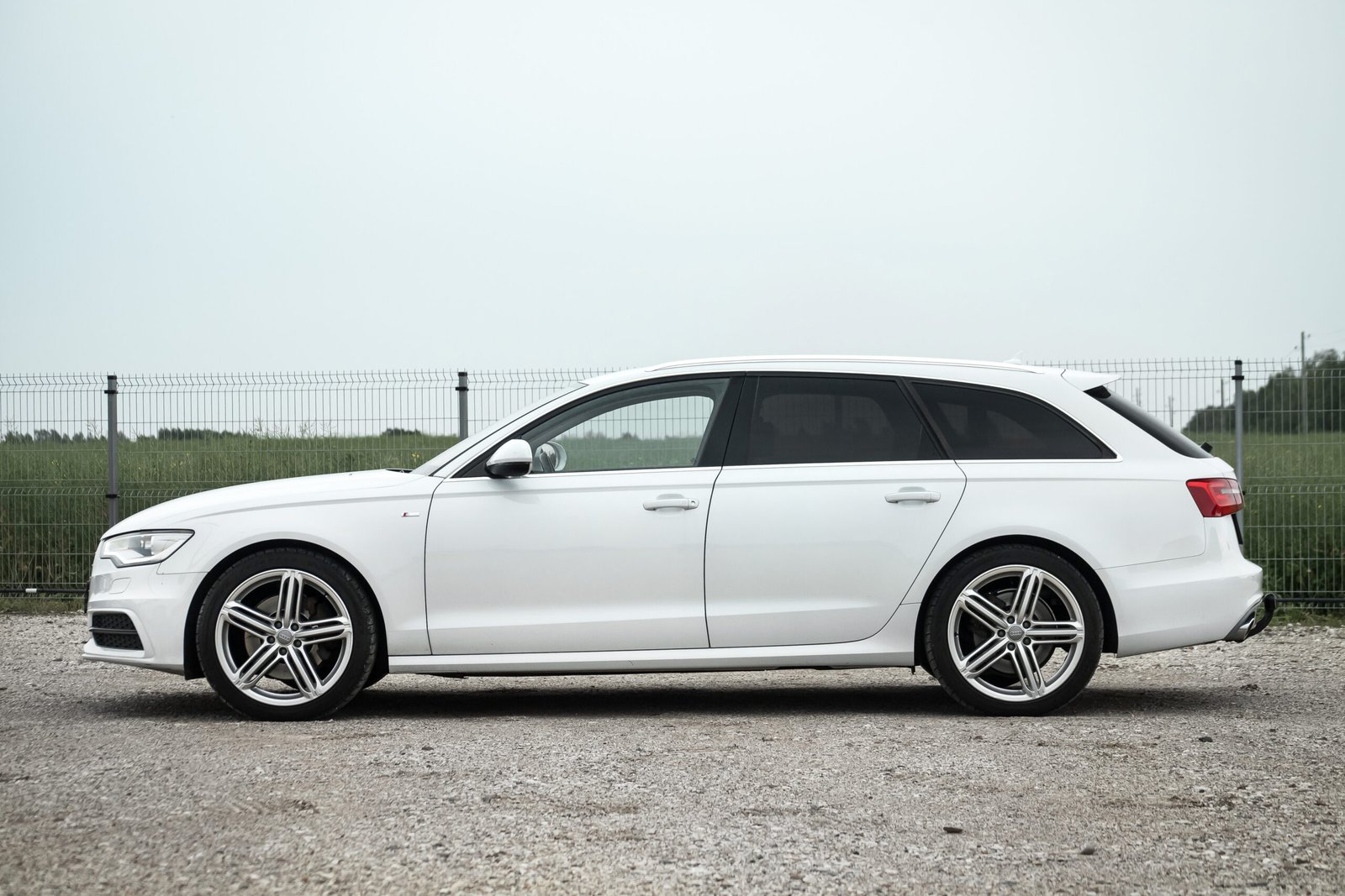 AUDI A6 S-LINE 3.0D  180 KW QUATTRO full