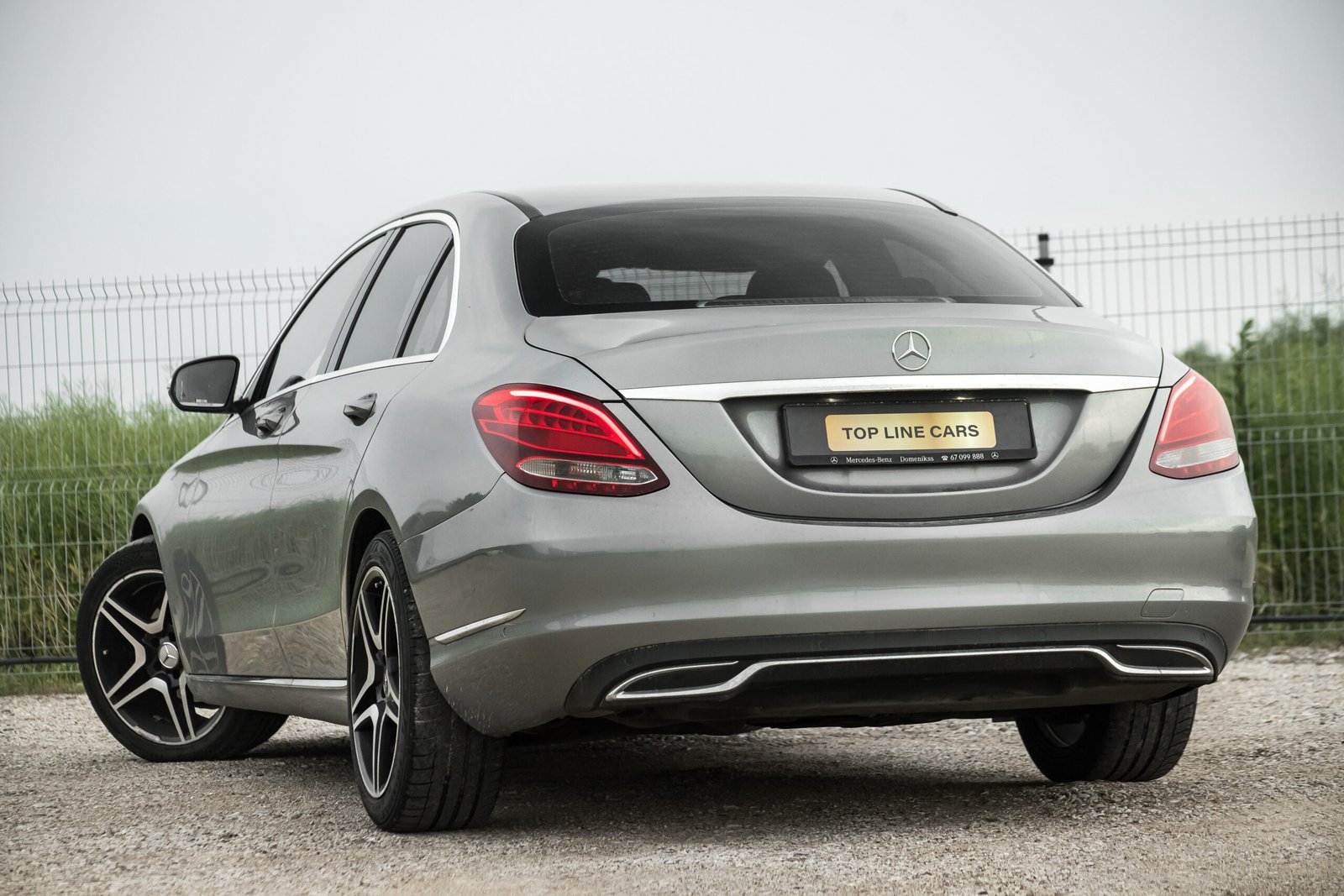 MERSEDES BENZ C220 2.0D SEDAN full