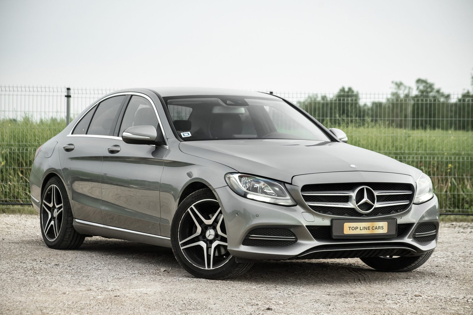MERSEDES BENZ C220 2.0D SEDAN full