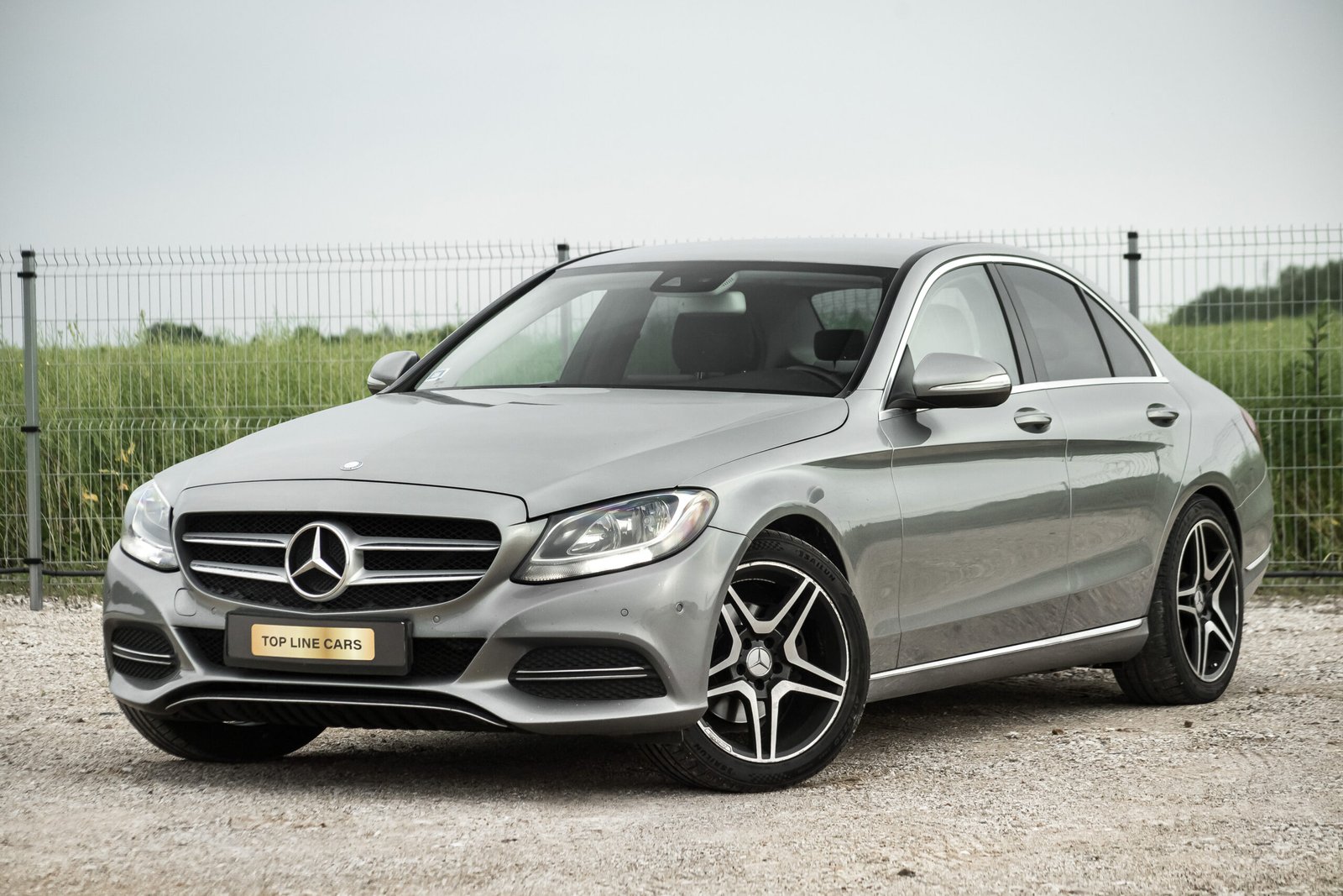 MERSEDES BENZ C220 2.0D SEDAN full
