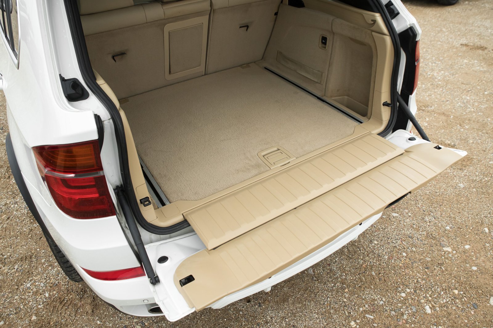 
								BMW X5 3.0D 180KW FACELIFT full									