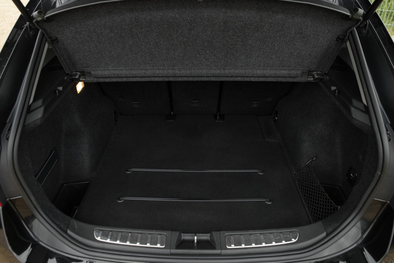 
								BMW X1 SPORTPAKET 2.0D 135KW X-DRIVE AUTOMĀTS full									