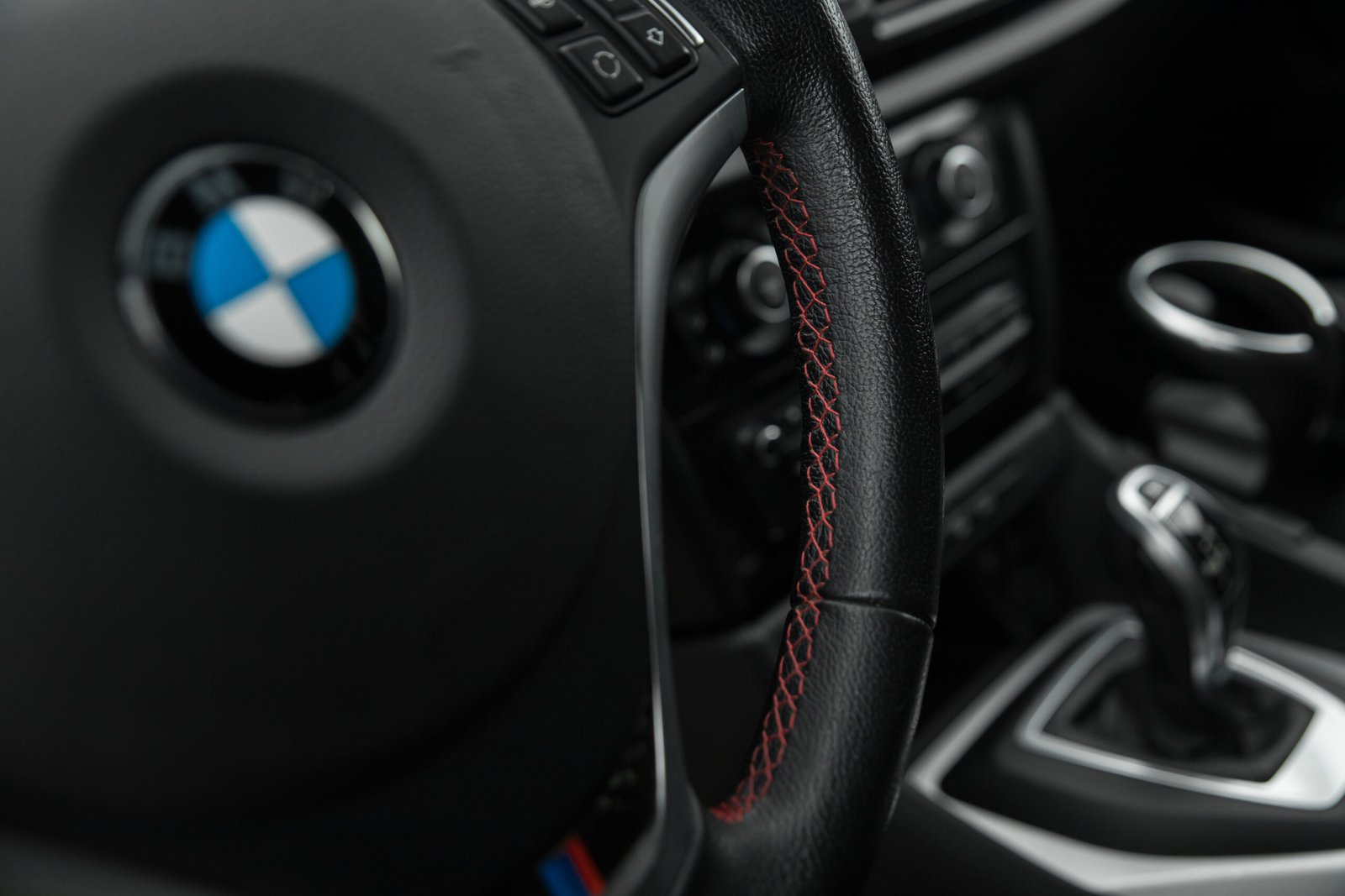 
								BMW X1 SPORTPAKET 2.0D 135KW X-DRIVE AUTOMĀTS full									