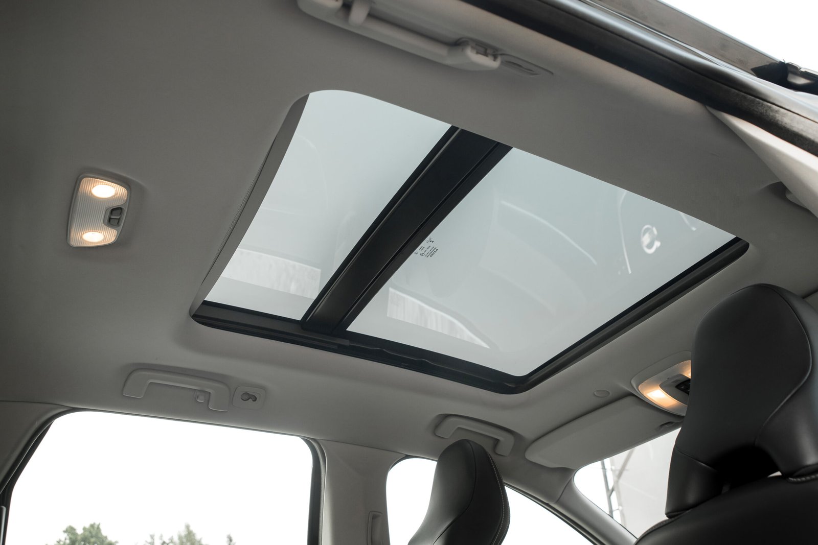 
								VOLVO XC60 2.4D5 MOMENTUM full									