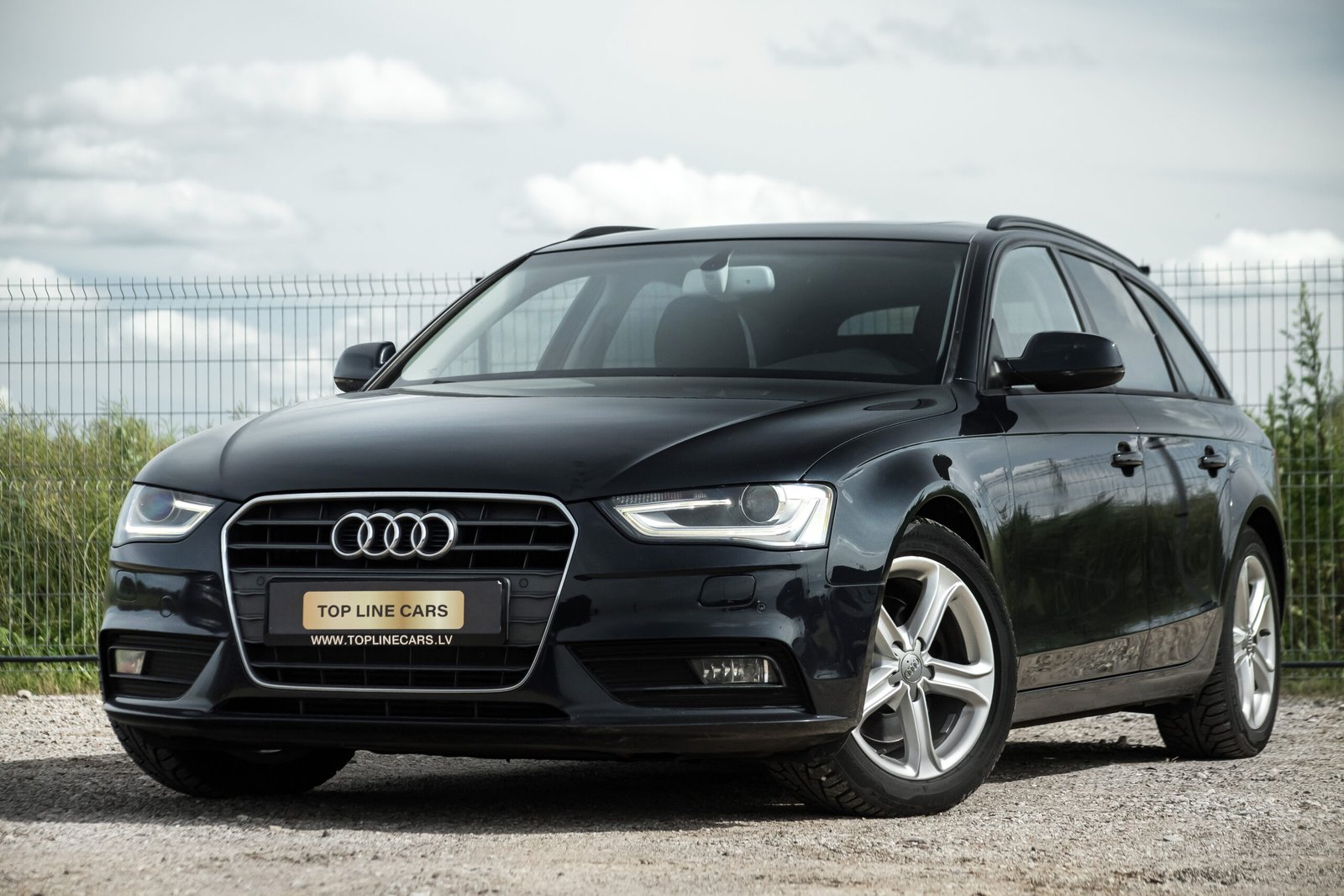 AUDI A4 2.0D 100KW FACELIFT full