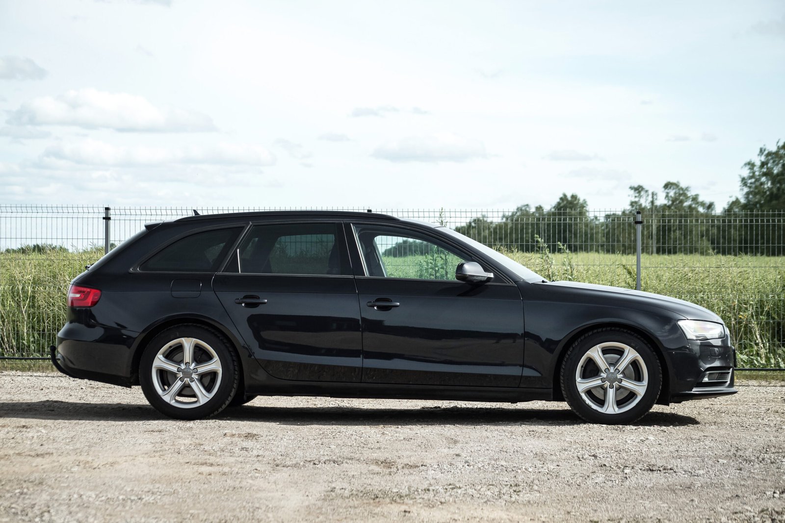 AUDI A4 2.0D 100KW FACELIFT full