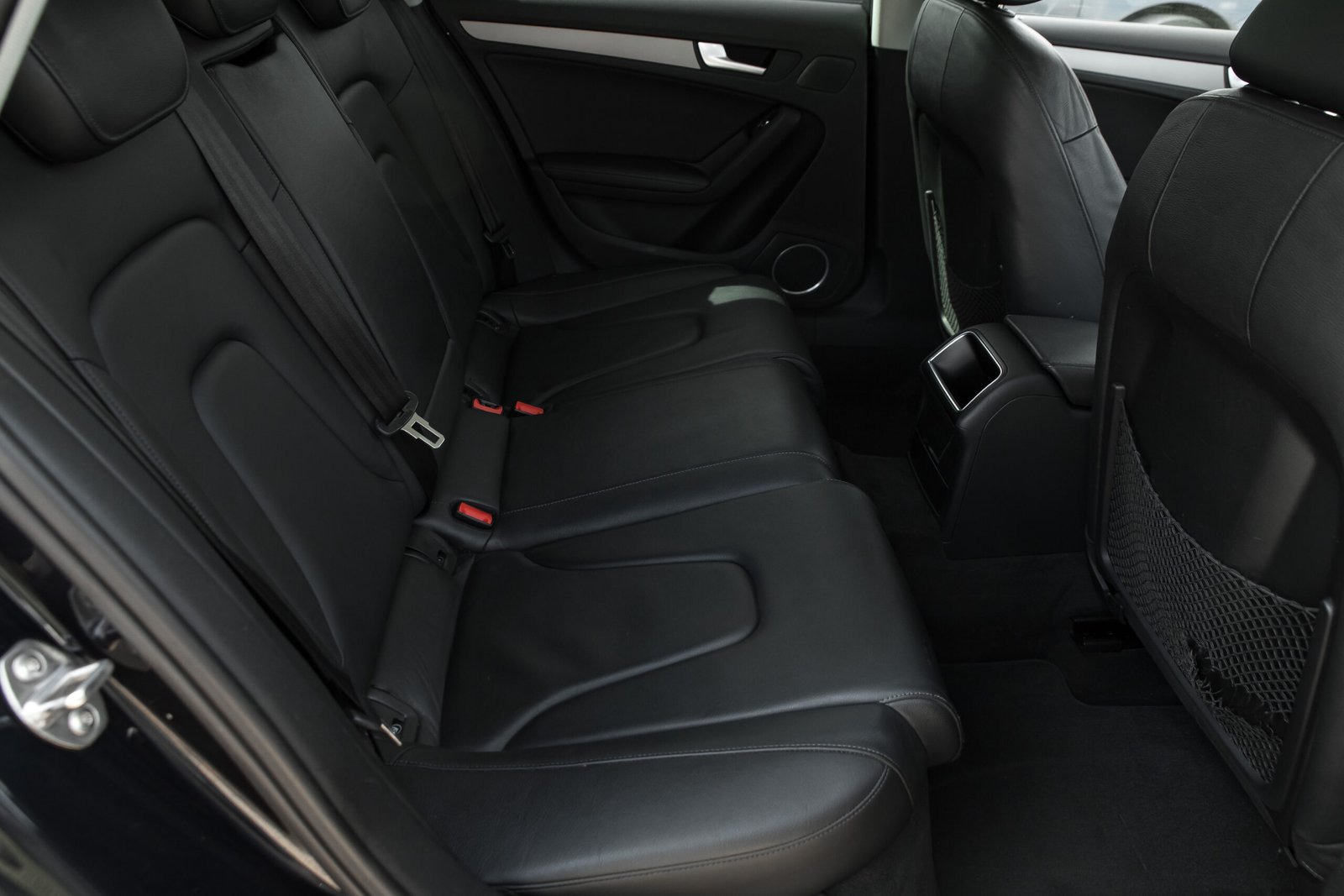 AUDI A4 2.0D 100KW FACELIFT full