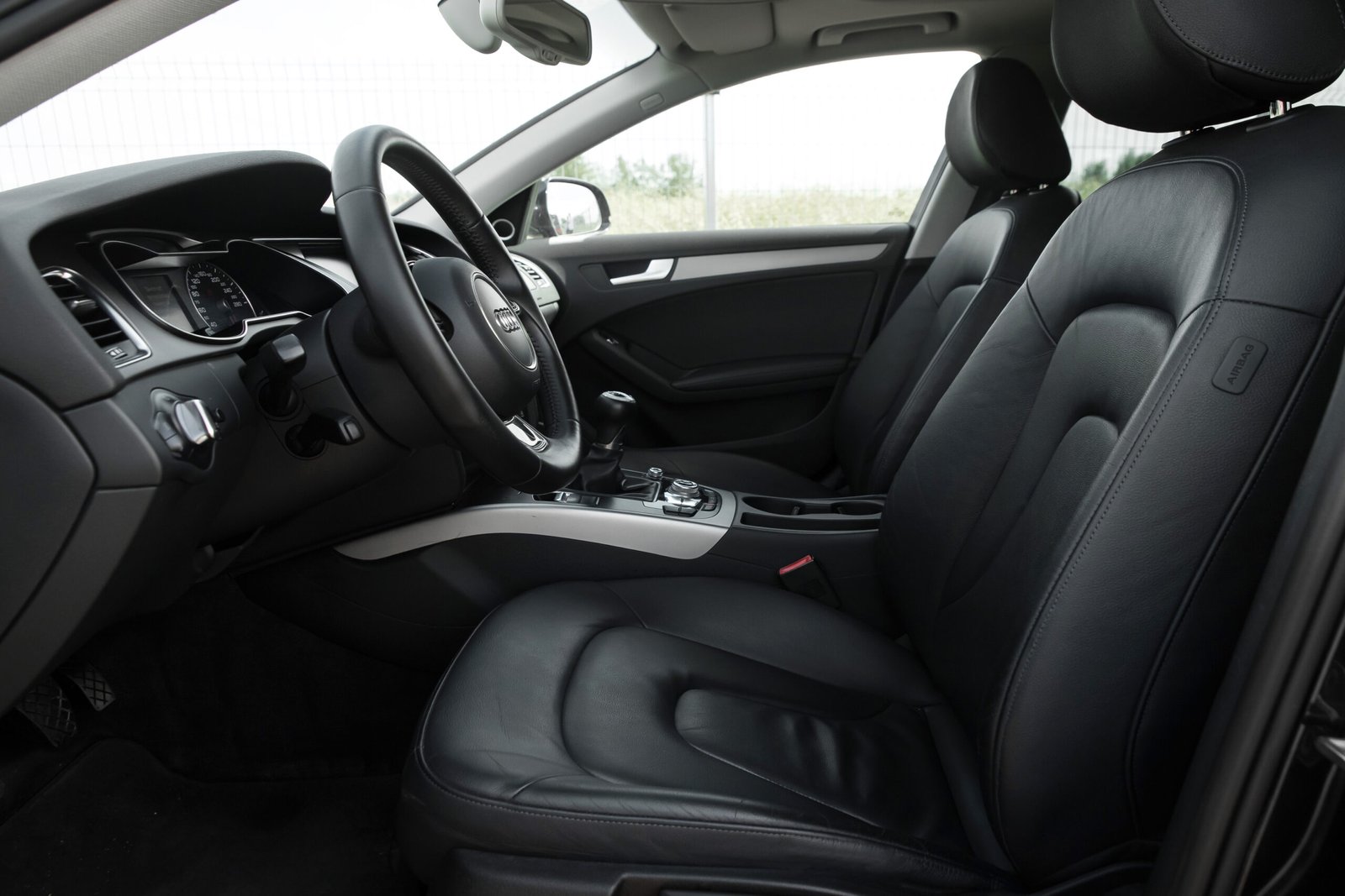 AUDI A4 2.0D 100KW FACELIFT full