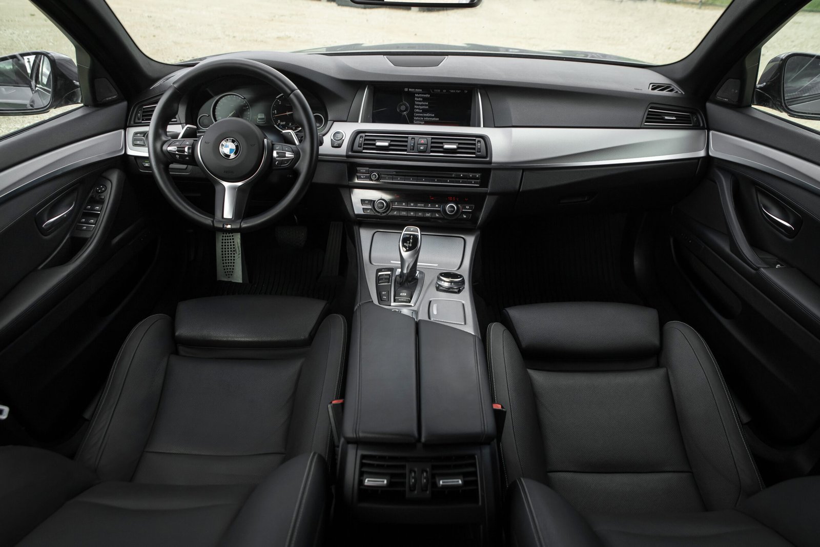 BMW F11 535D 230KW M-SPORTPAKET FACELIFT full