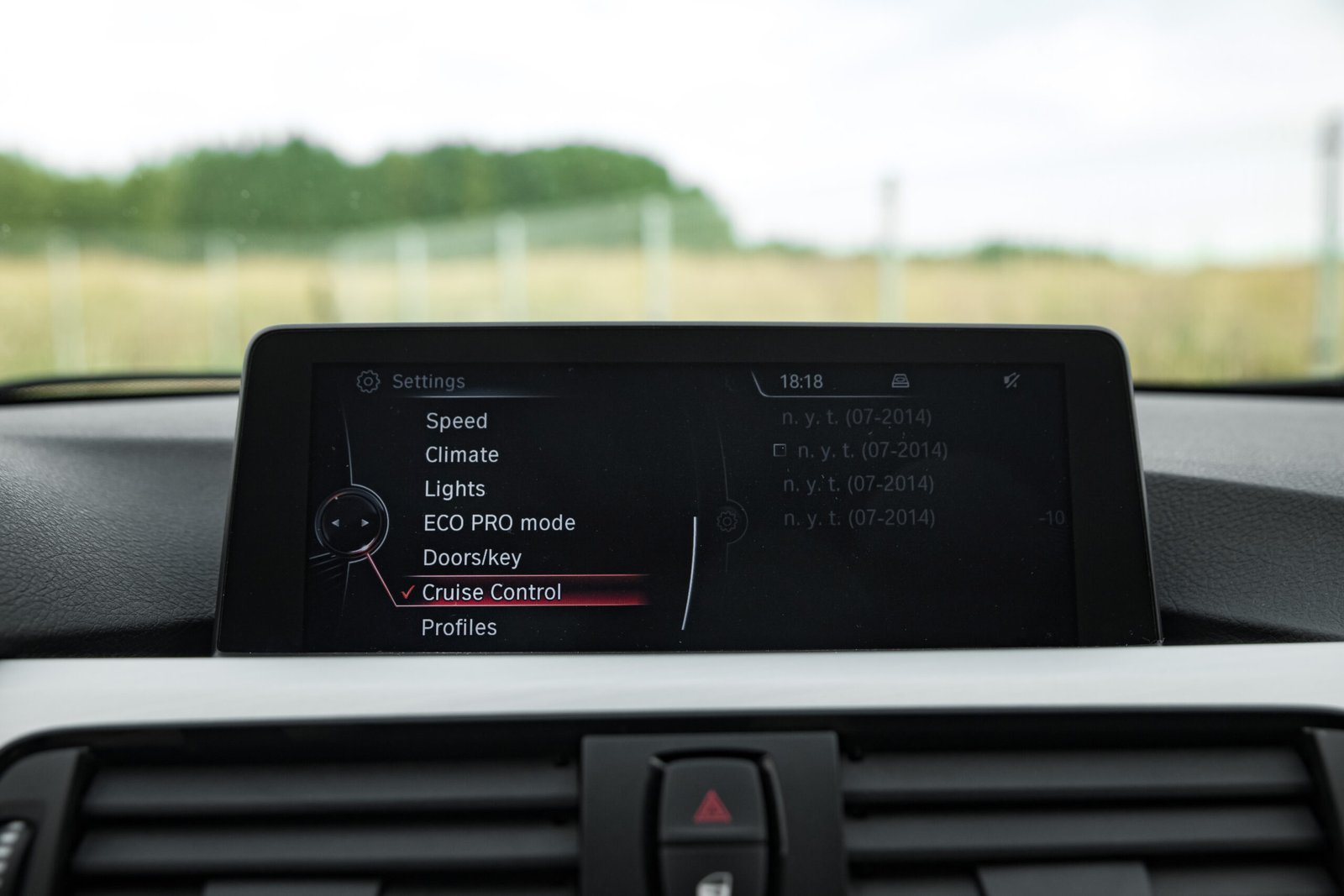 BMW F30 330D 190KW  M-SPORTPAKET full