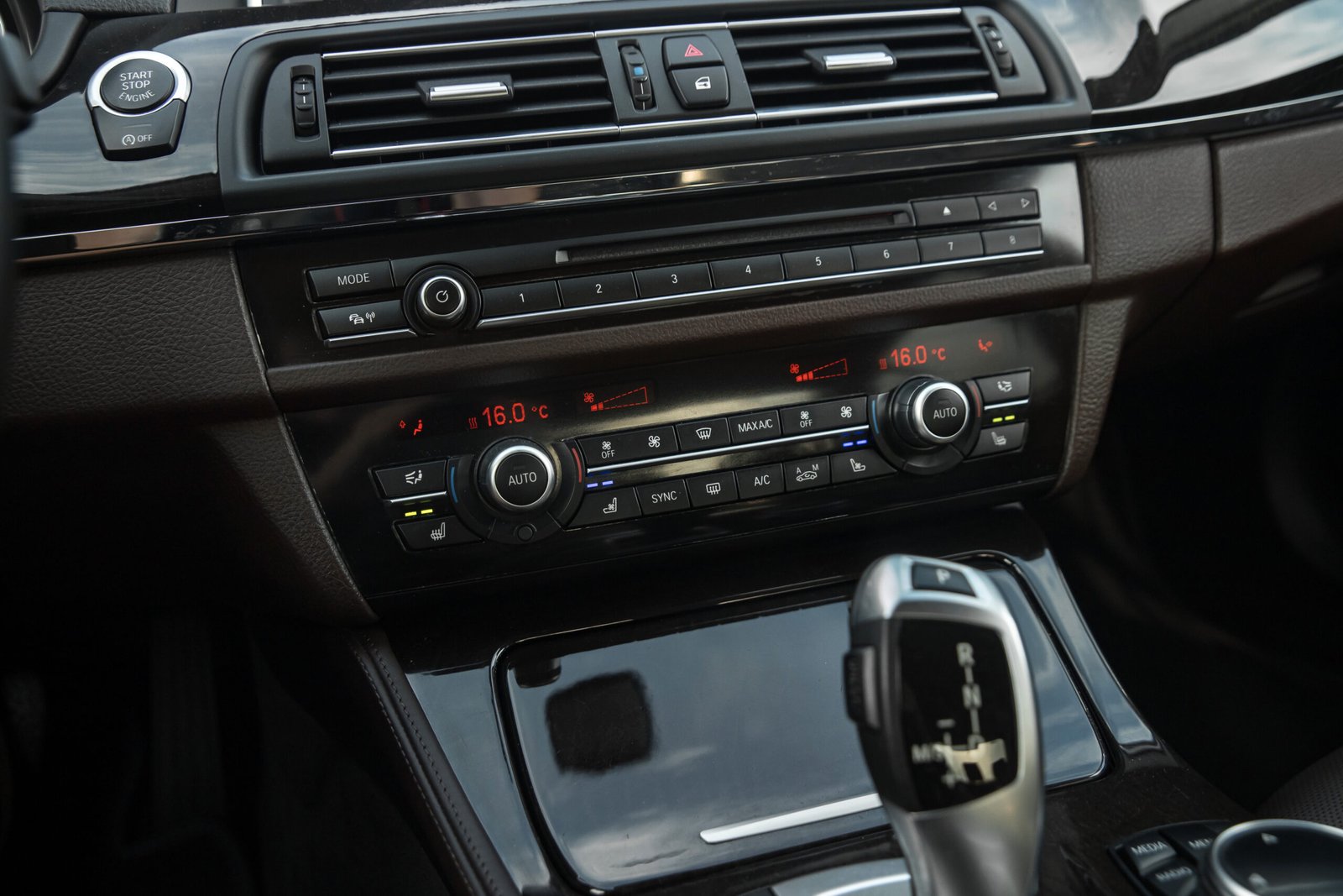 BMW F10 530D 190KW LUXURYLINE FACELIFT full
