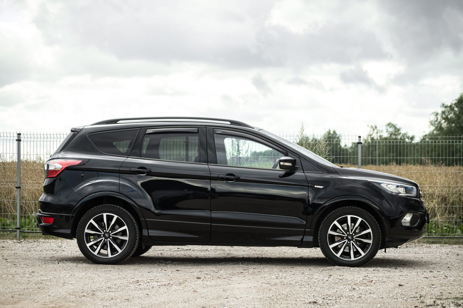 FORD KUGA ST 2.0D 110KW full