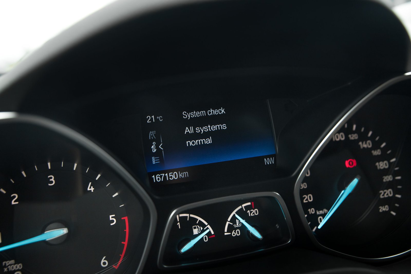 FORD KUGA ST 2.0D 110KW full