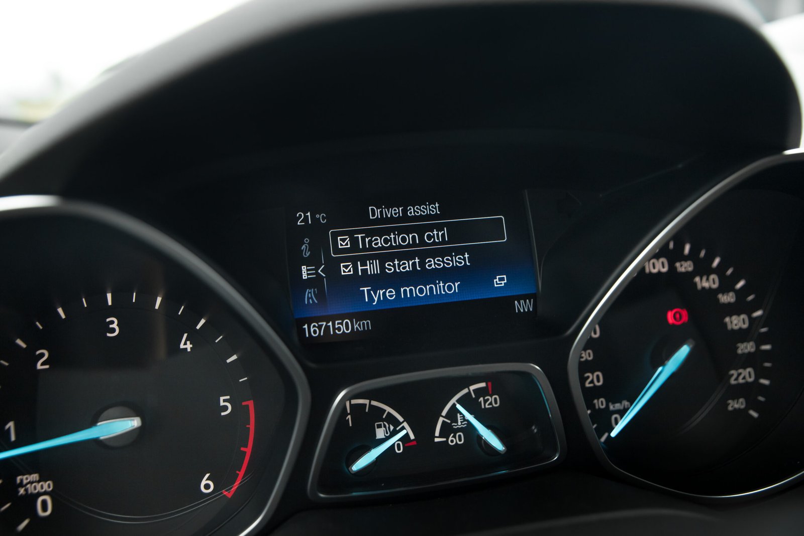 FORD KUGA ST 2.0D 110KW full
