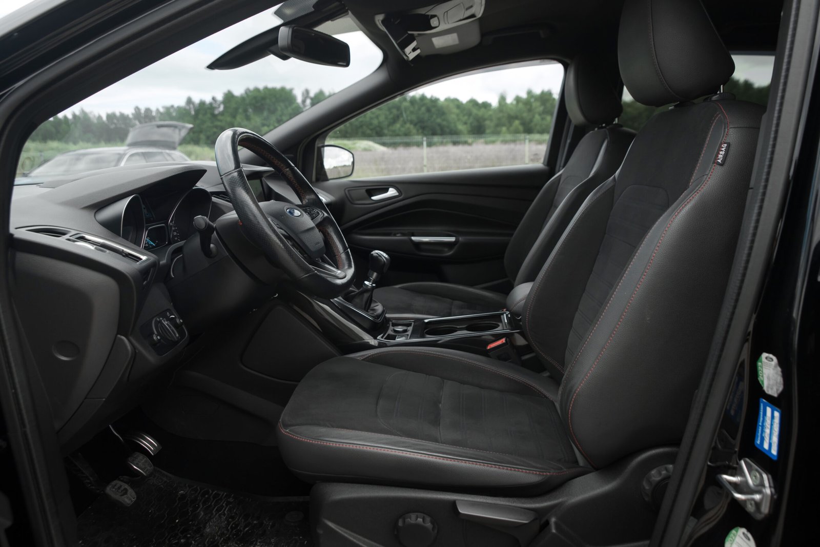 FORD KUGA ST 2.0D 110KW full