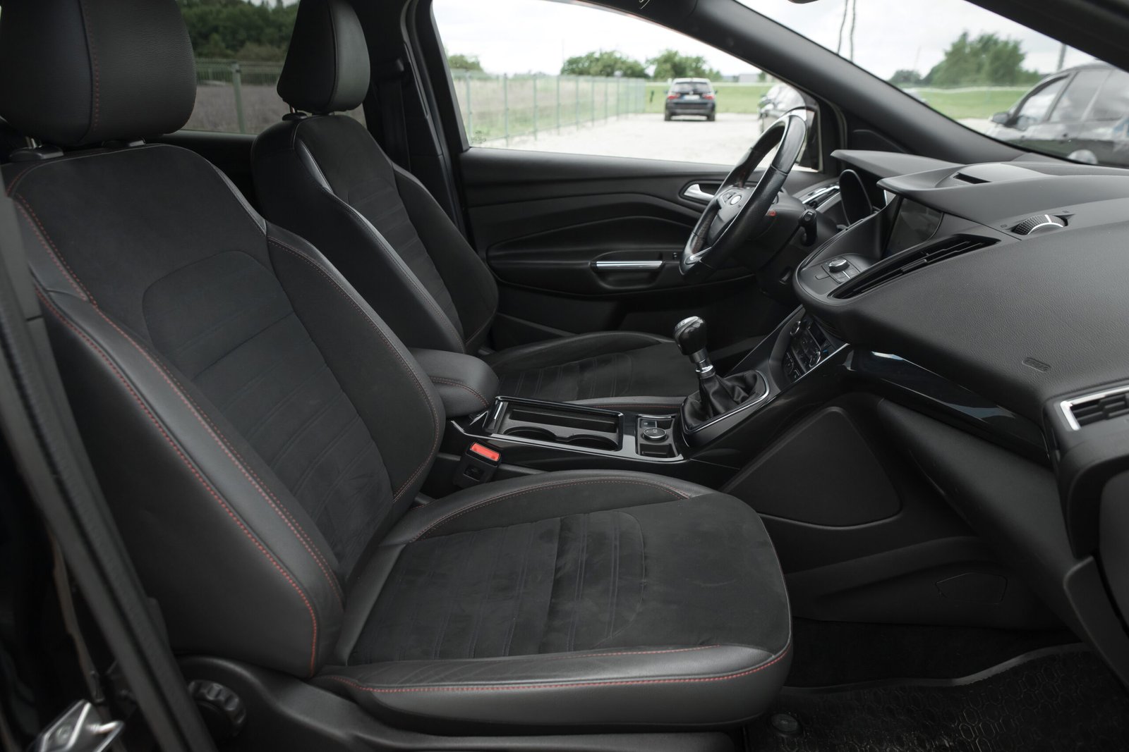 FORD KUGA ST 2.0D 110KW full