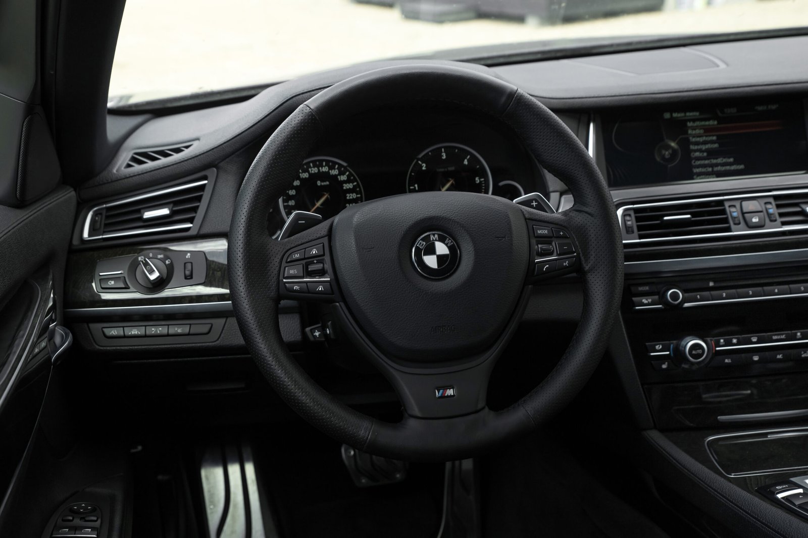 BMW 740D 3.0D 230KW 40D M-SPORTPAKET FACELIFT full