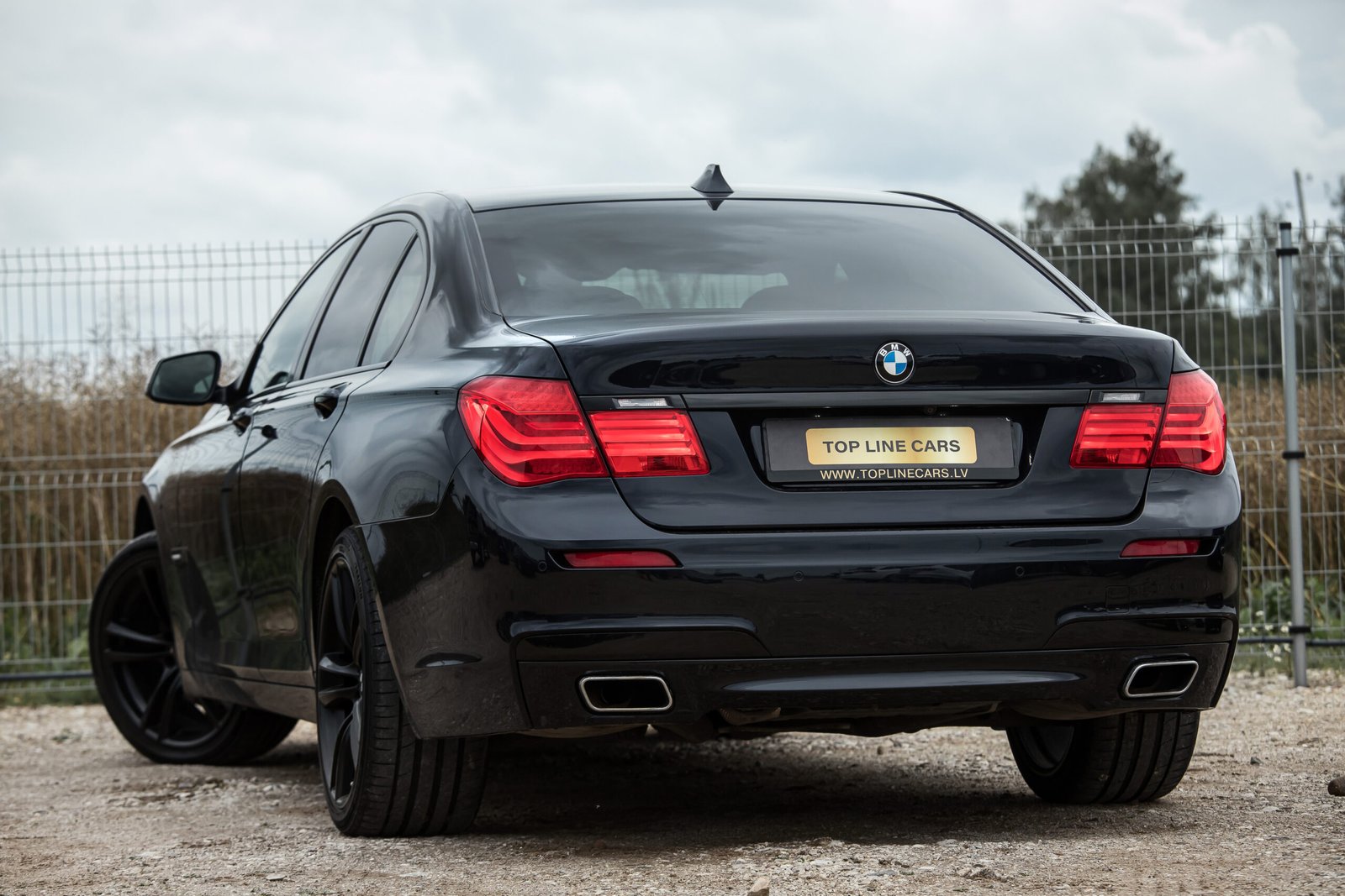 
								BMW 740D 40D 3.0D 225KW M-SPORTPAKET full									