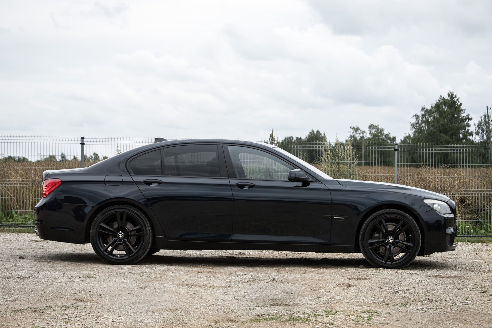 
								BMW 740D 40D 3.0D 225KW M-SPORTPAKET full									