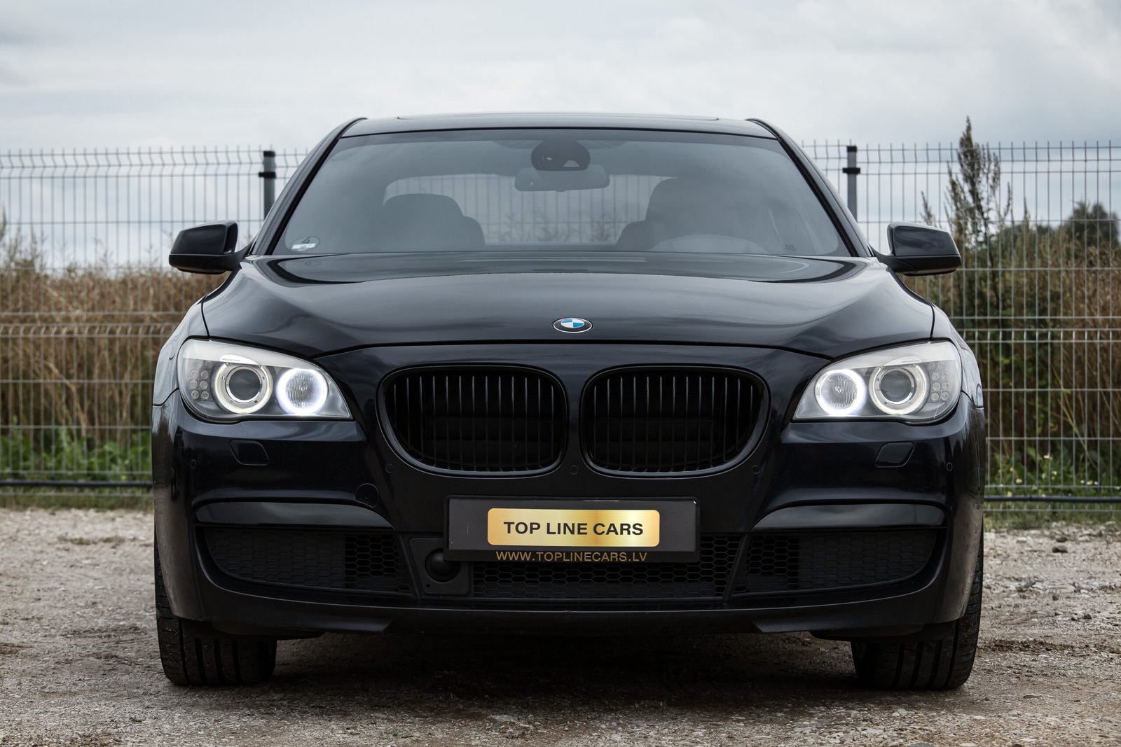 
								BMW 740D 40D 3.0D 225KW M-SPORTPAKET full									