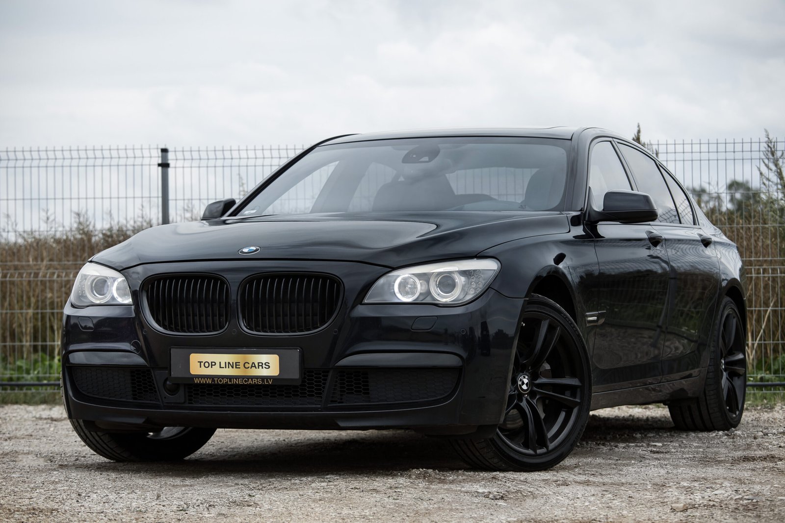 
								BMW 740D 40D 3.0D 225KW M-SPORTPAKET full									