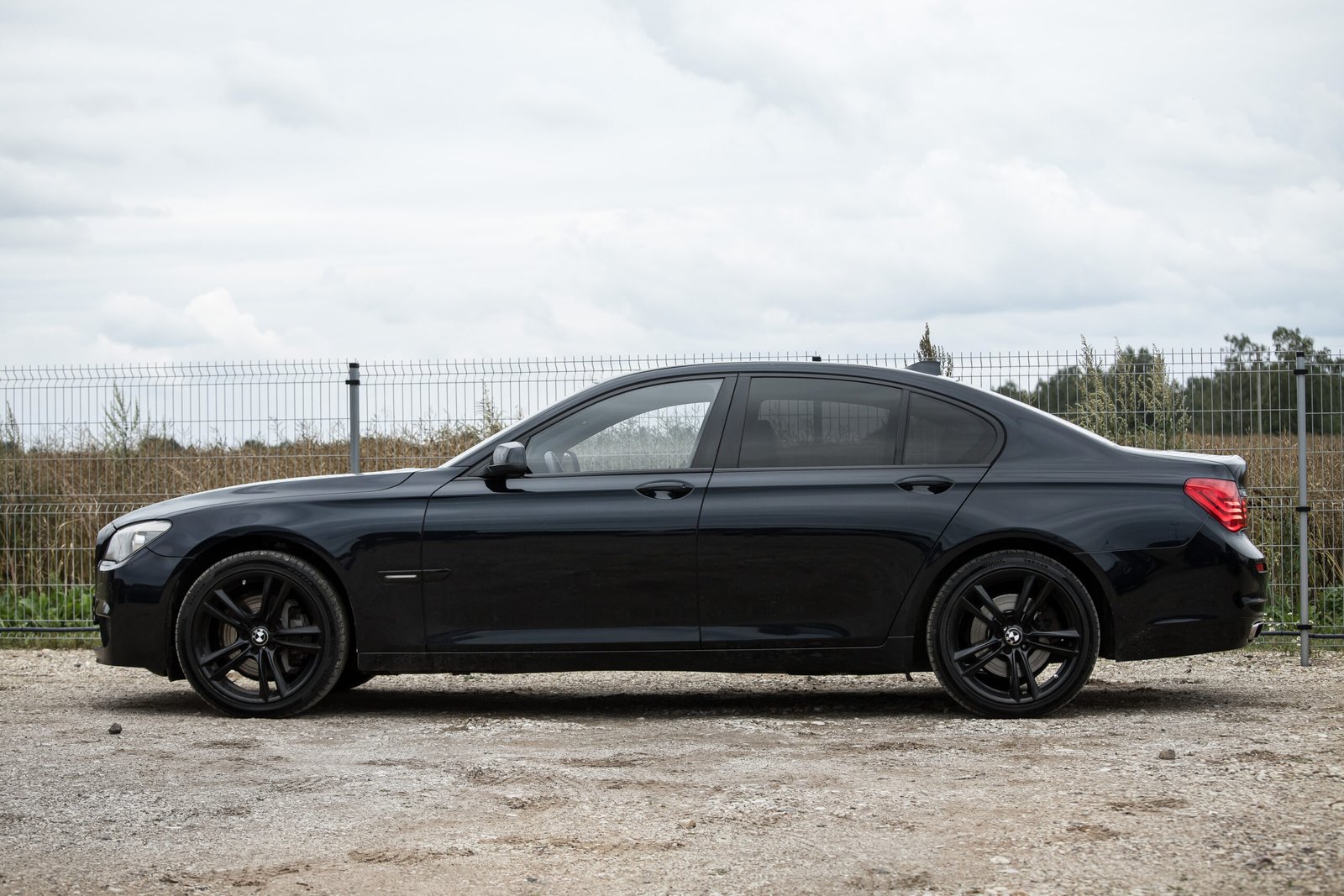 
								BMW 740D 40D 3.0D 225KW M-SPORTPAKET full									